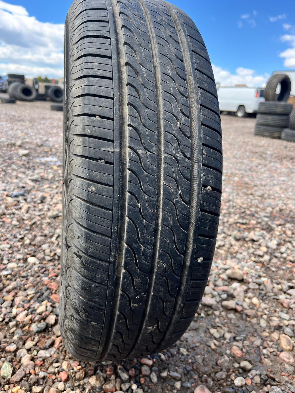 195/70R14 Single (1 Used Tire)Toyo Eclipse
