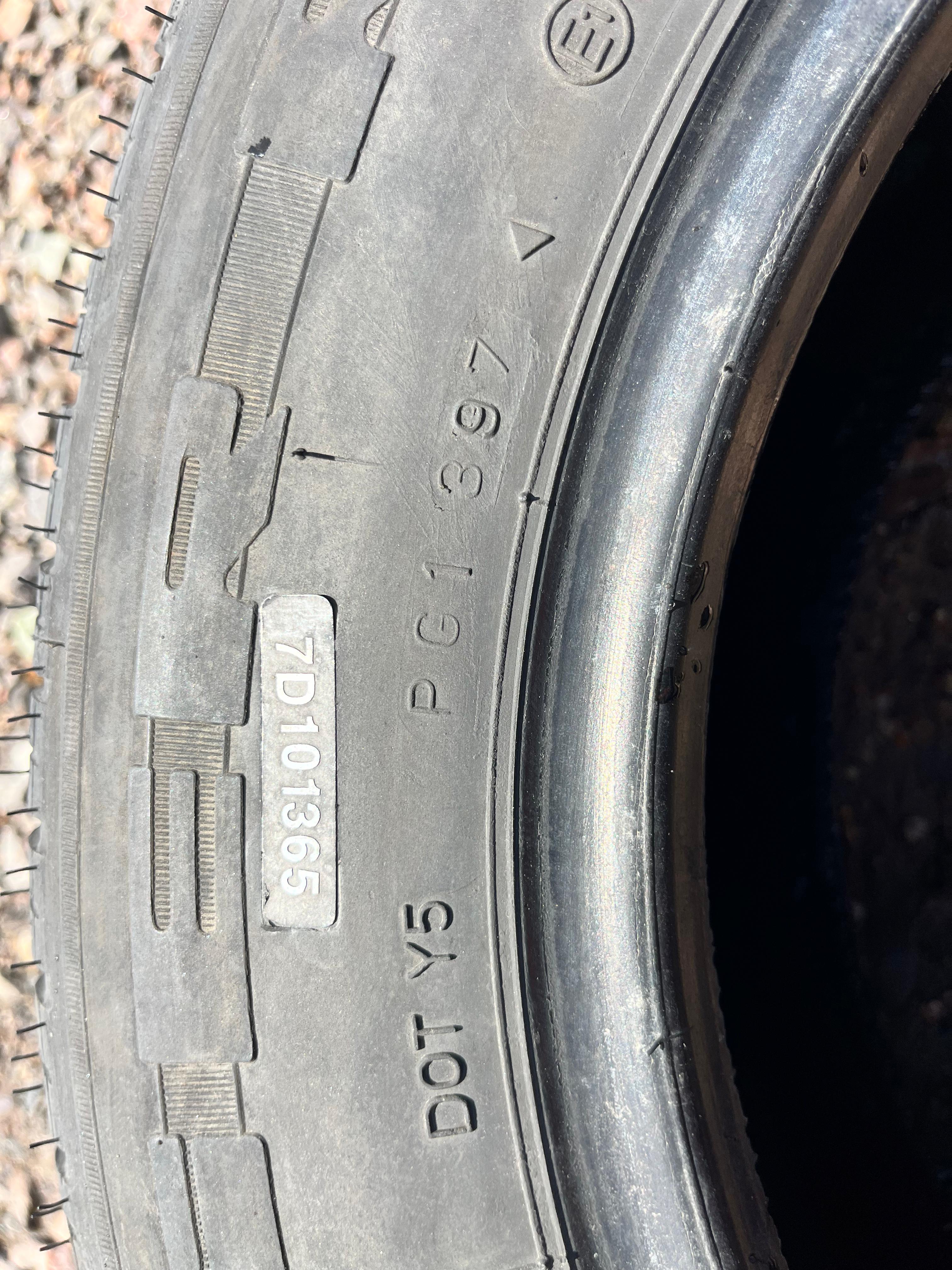 195/70R14 Single (1 Used Tire) Wynstar Phaser R23