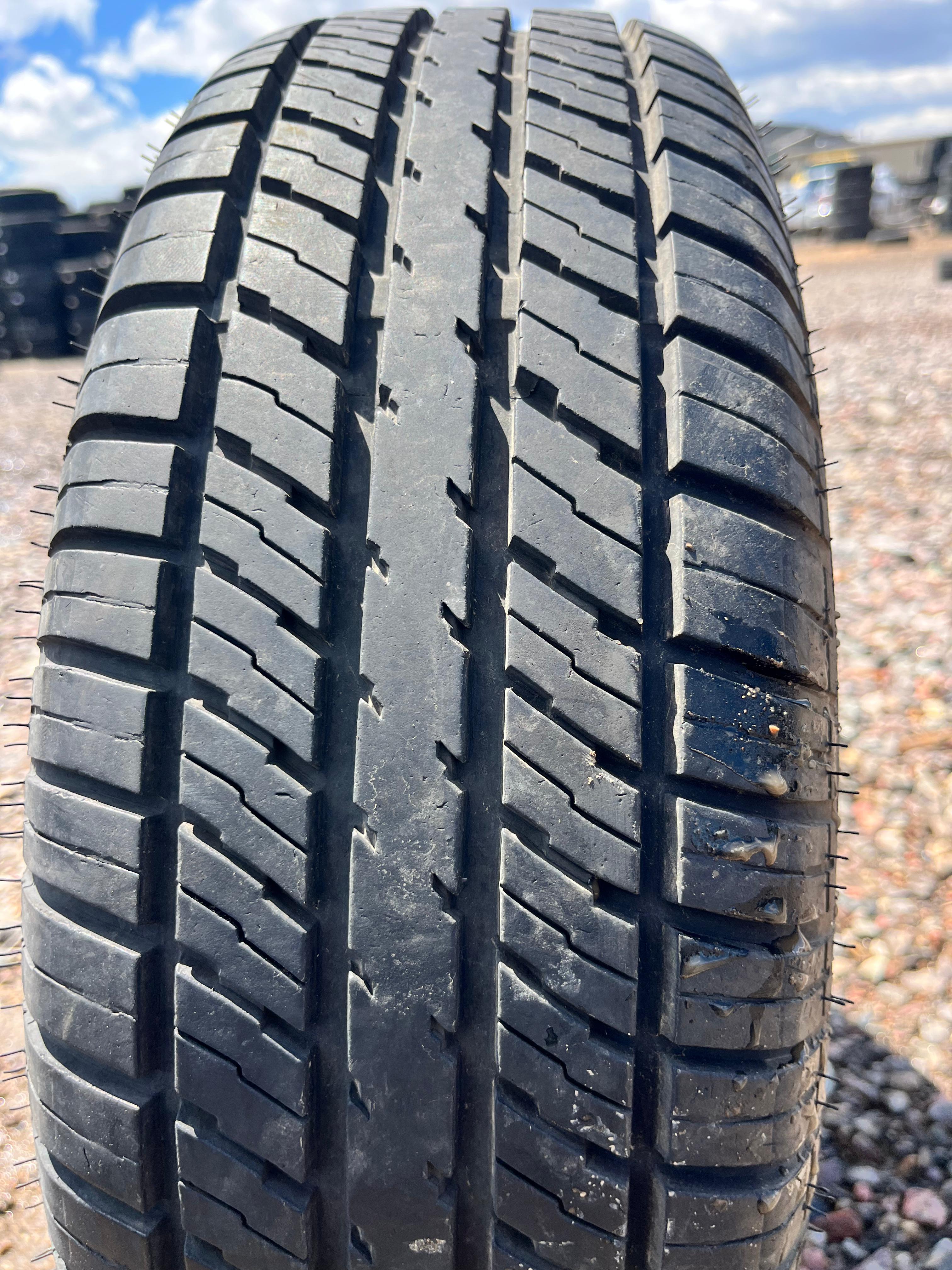 195/70R14 Single (1 Used Tire) Wynstar Phaser R23