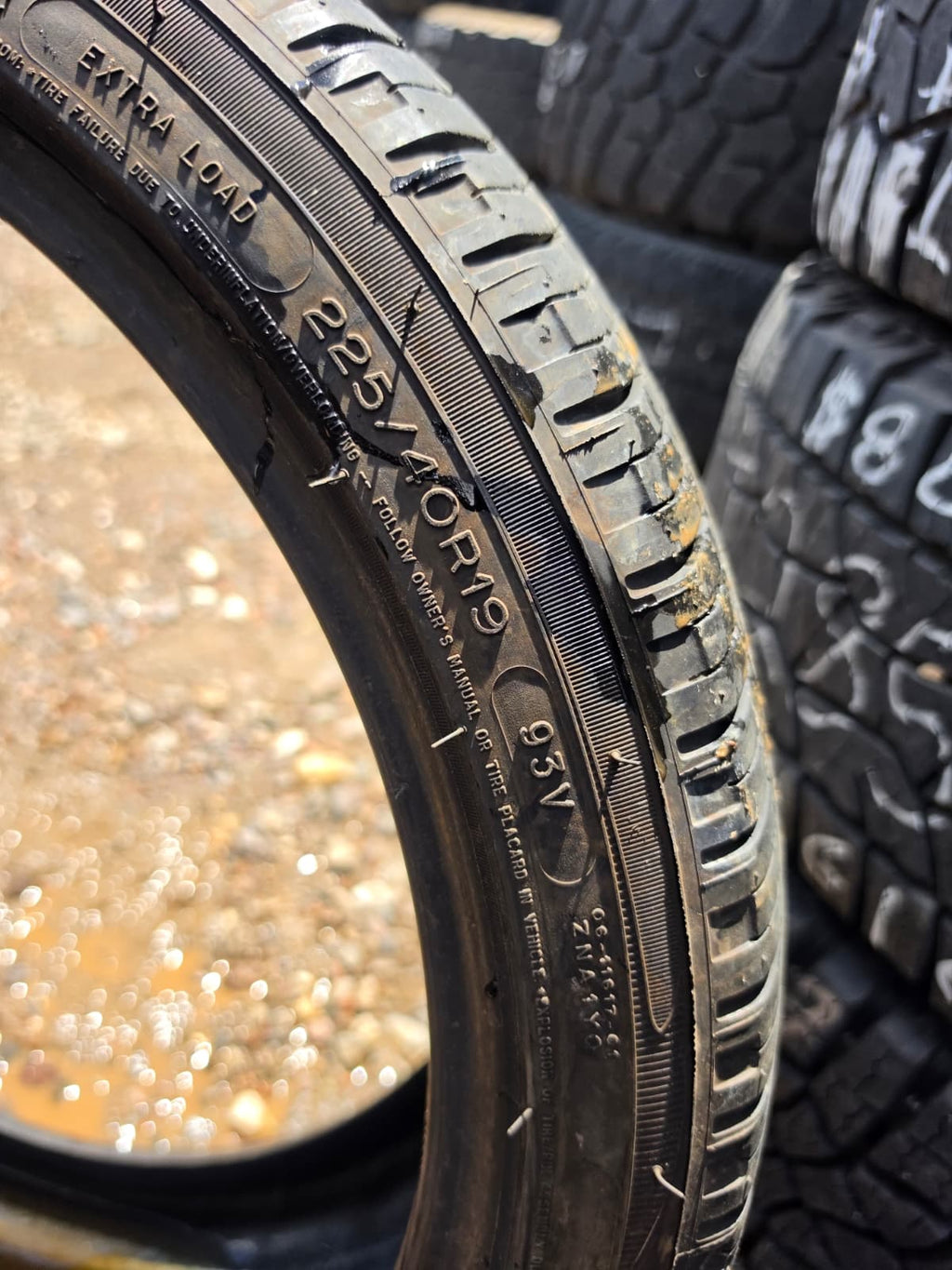 225/40R19 Single (1 Used Tire) Michelin Primacy MXM
