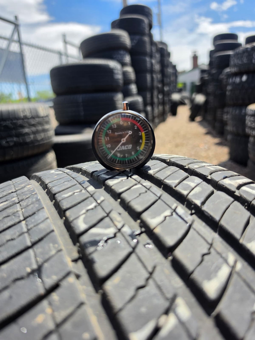 225/40R19 Single (1 Used Tire) Michelin Primacy MXM