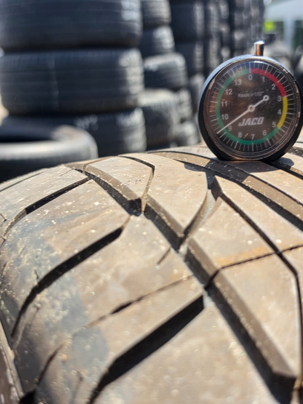 295/45R18 Single (1 Used Tire) Nitto NT555