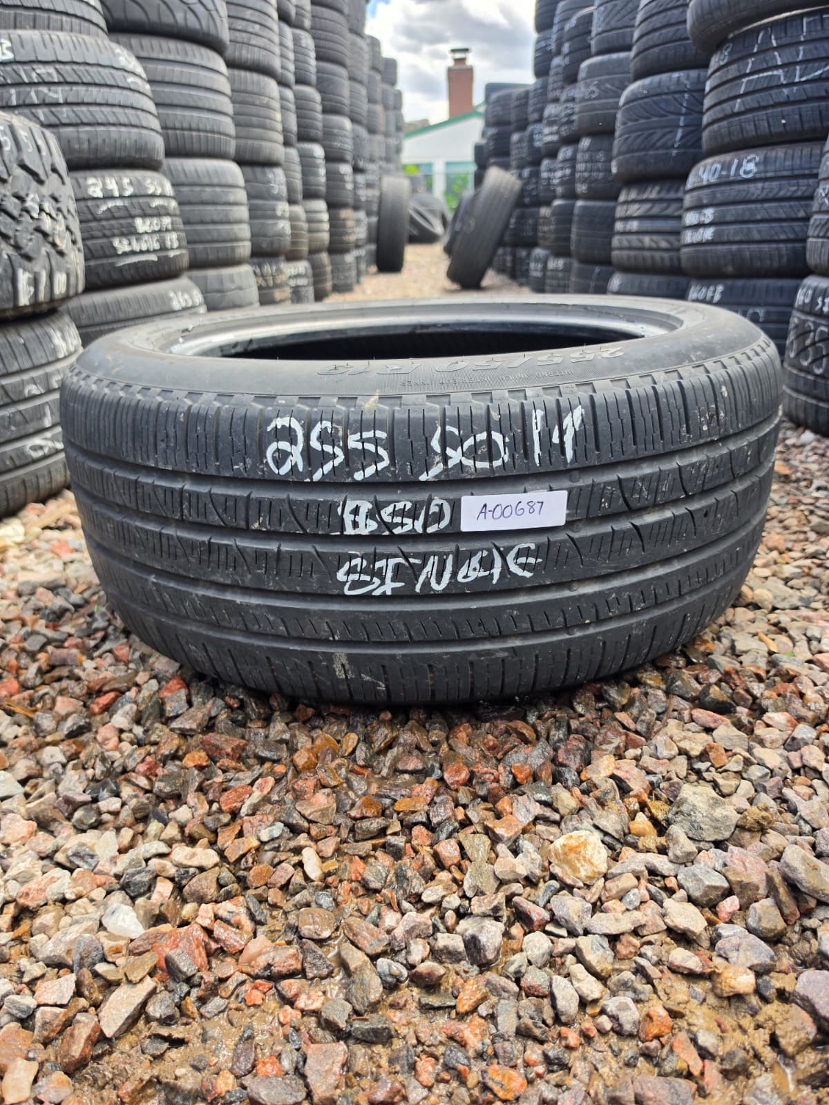 255/50R19 Single (1 Used Tire) Pirelli Scorpion Verde