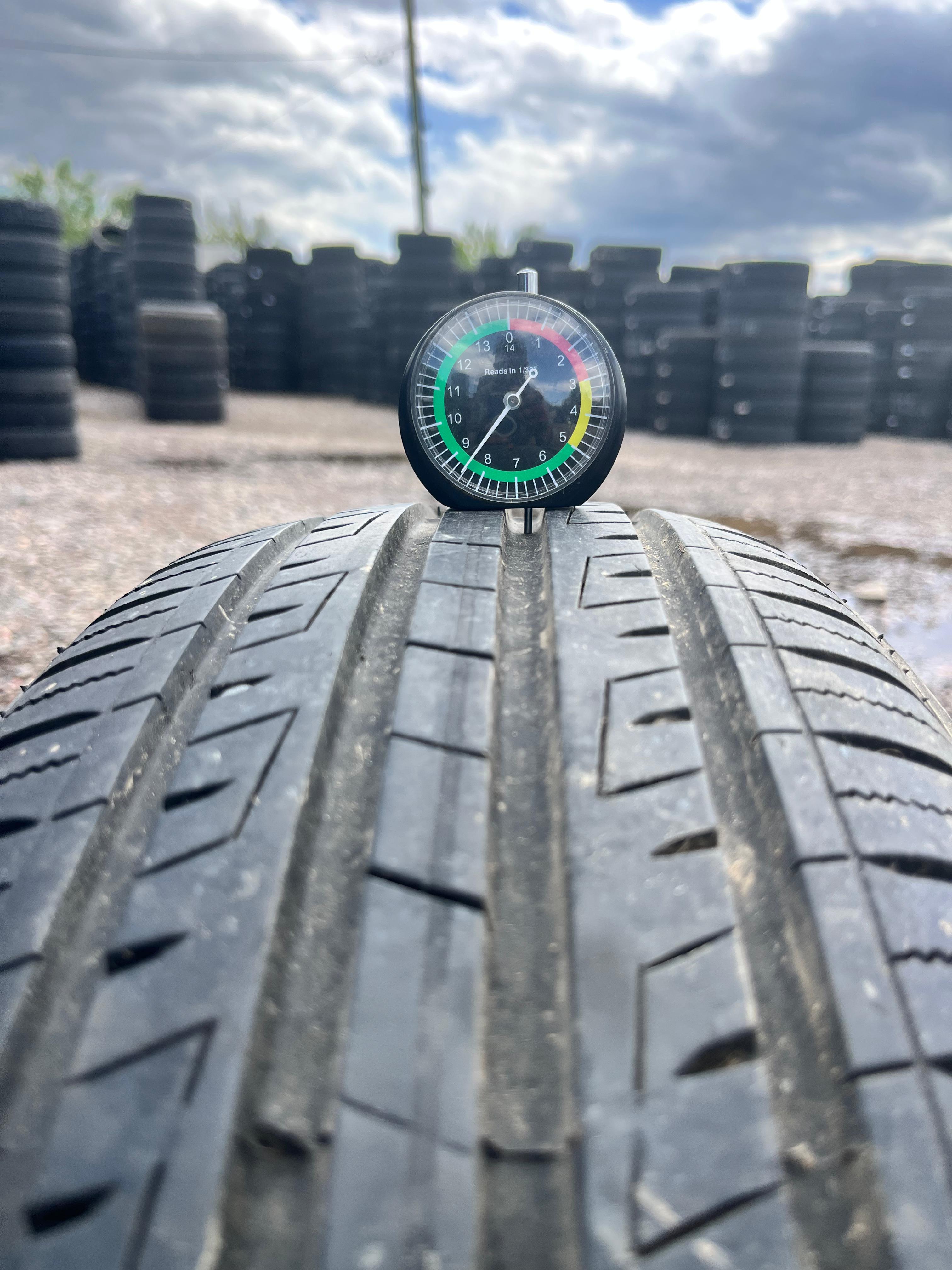 195/70R14 Single (1 Used Tire) Thunderer Mach 1