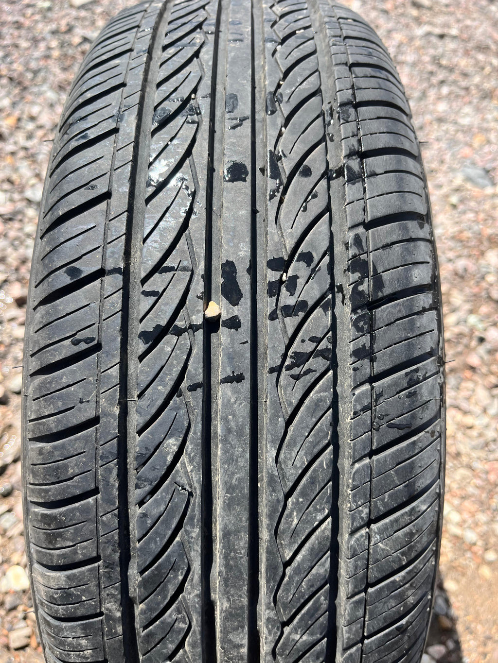 195/70R14 Single (1 Used Tire) Confidence All Season