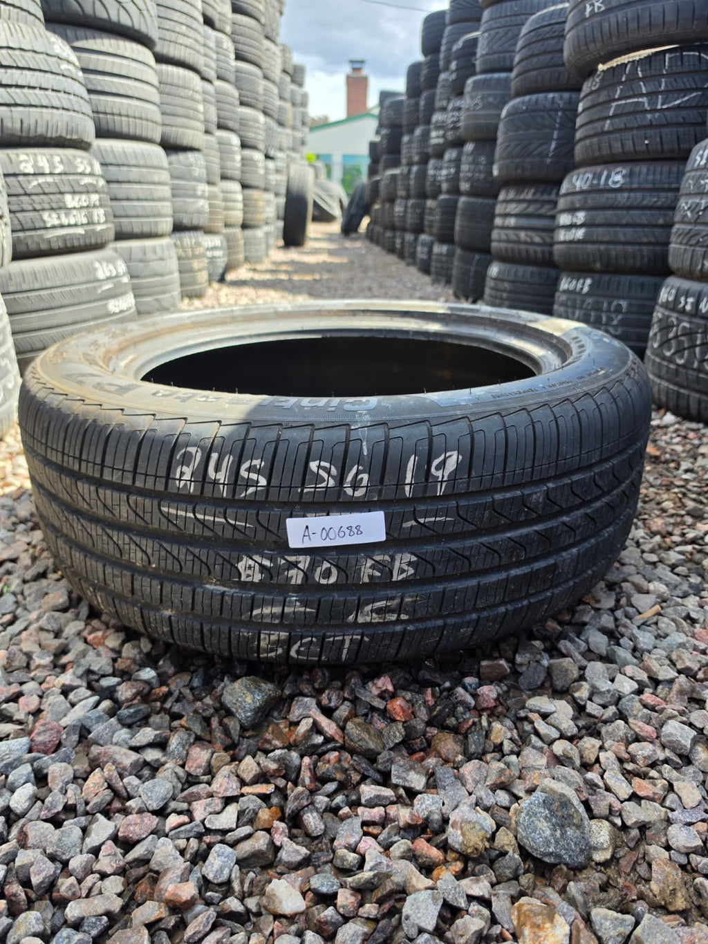 245/50R19 Single (1 Used Tire) Pirelli Cinturato