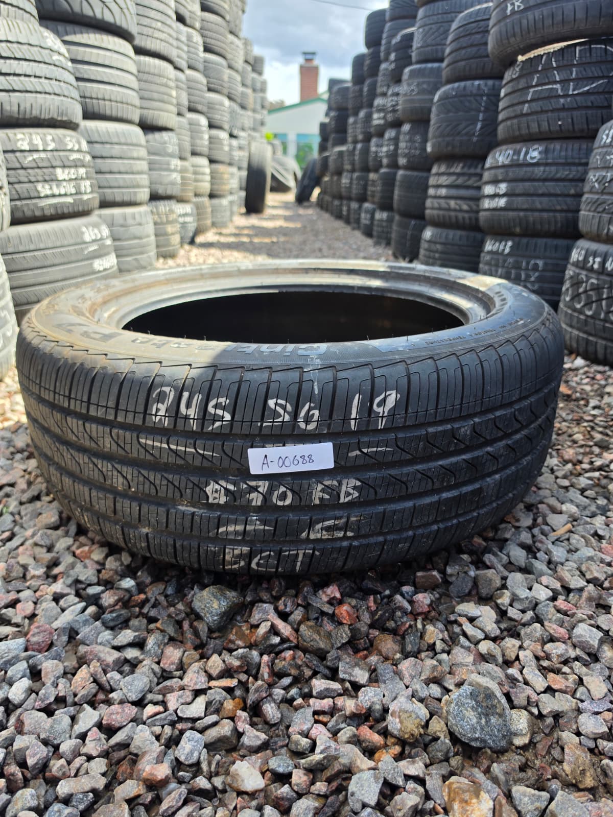245/50R19 Single (1 Used Tire) Pirelli Cinturato