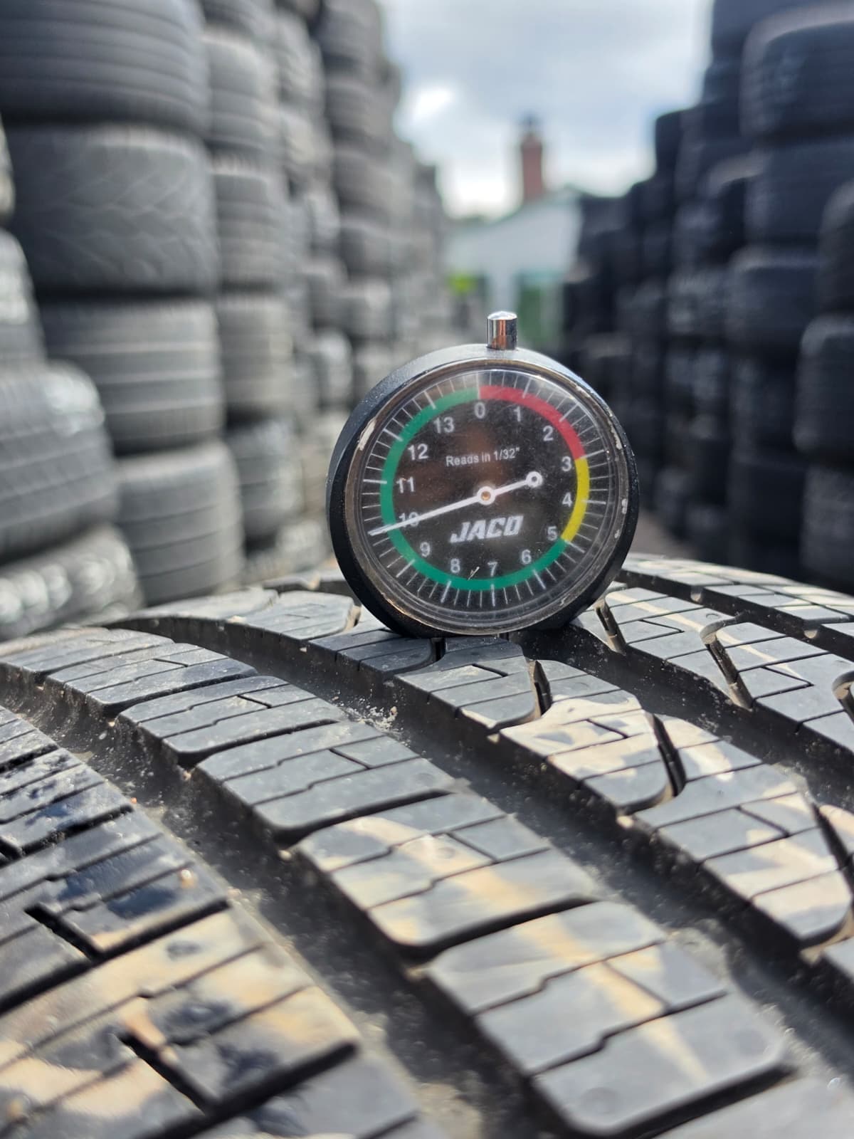 245/50R19 Single (1 Used Tire) Pirelli Cinturato