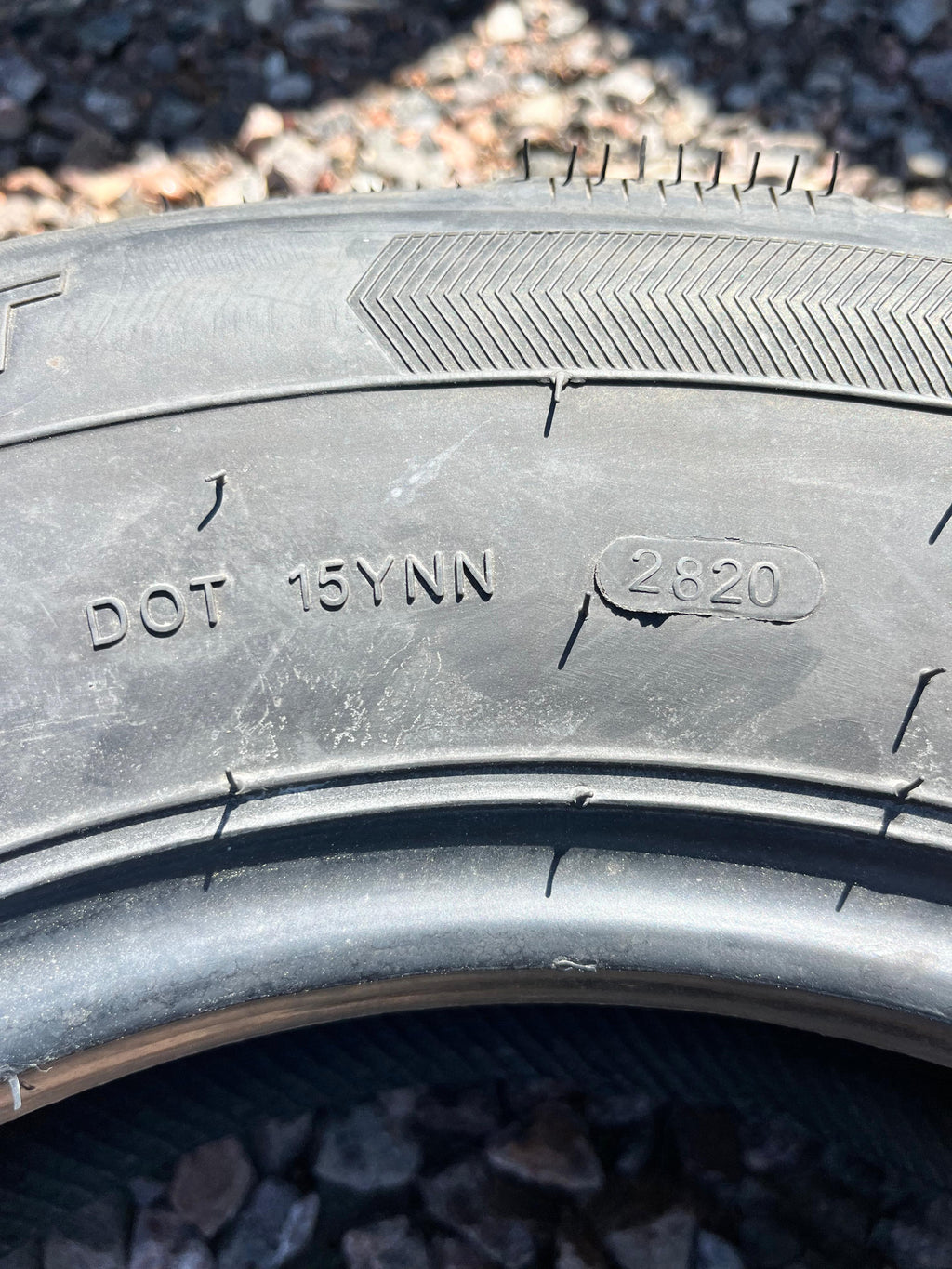 ST225/75R15 Single (1 Used Tire) Rainier
