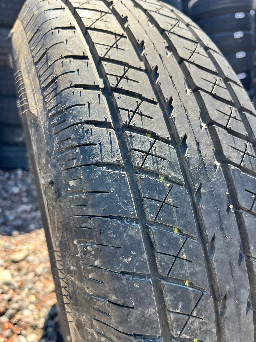 ST225/75R15 Single (1 Used Tire) Rainier