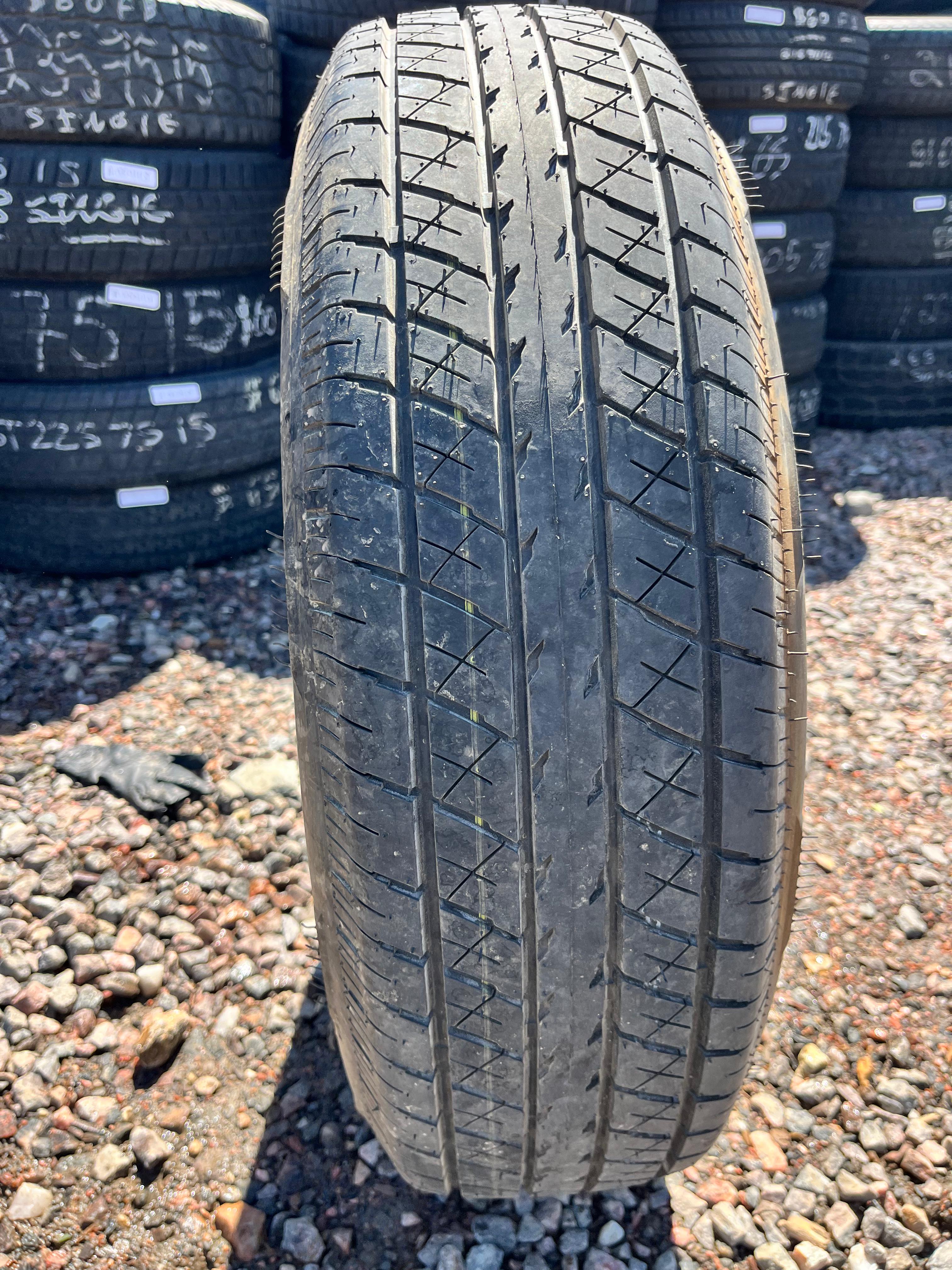 ST225/75R15 Single (1 Used Tire) Rainier