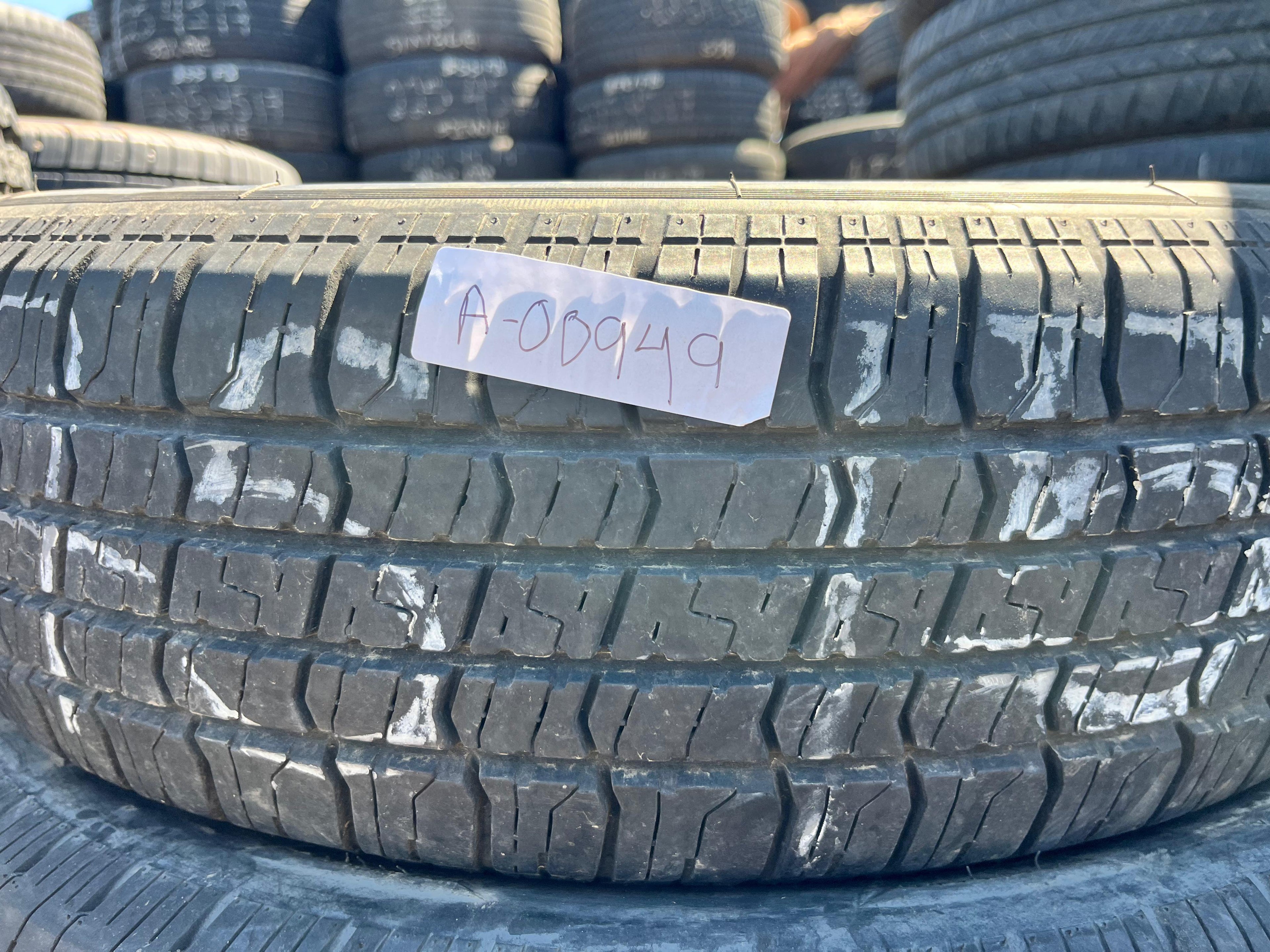 205/75R15 Single (1 Used Tire) Venezia Classic 787