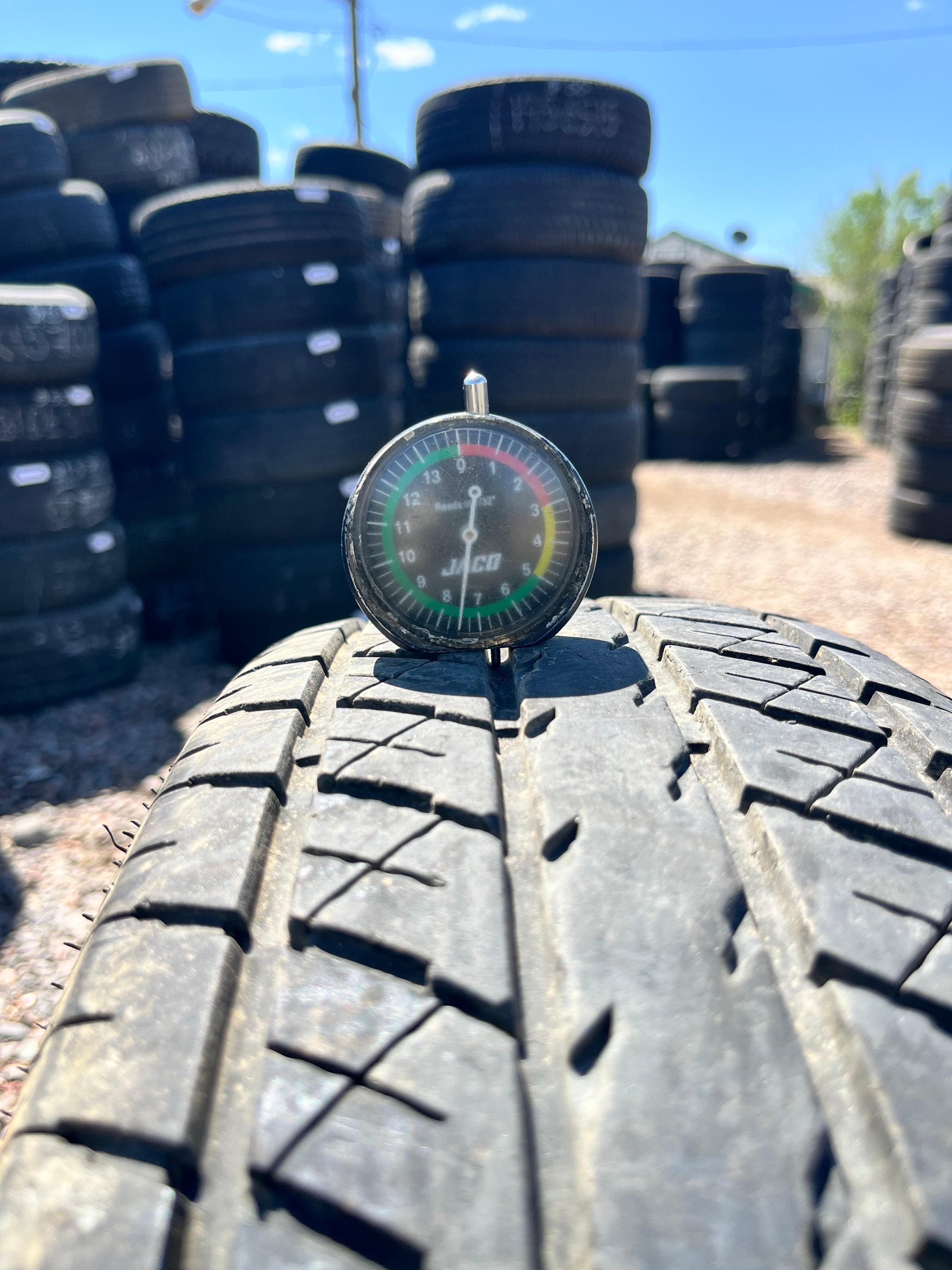 ST225/75R15 Single (1 Used Tire) Rainier (ST)