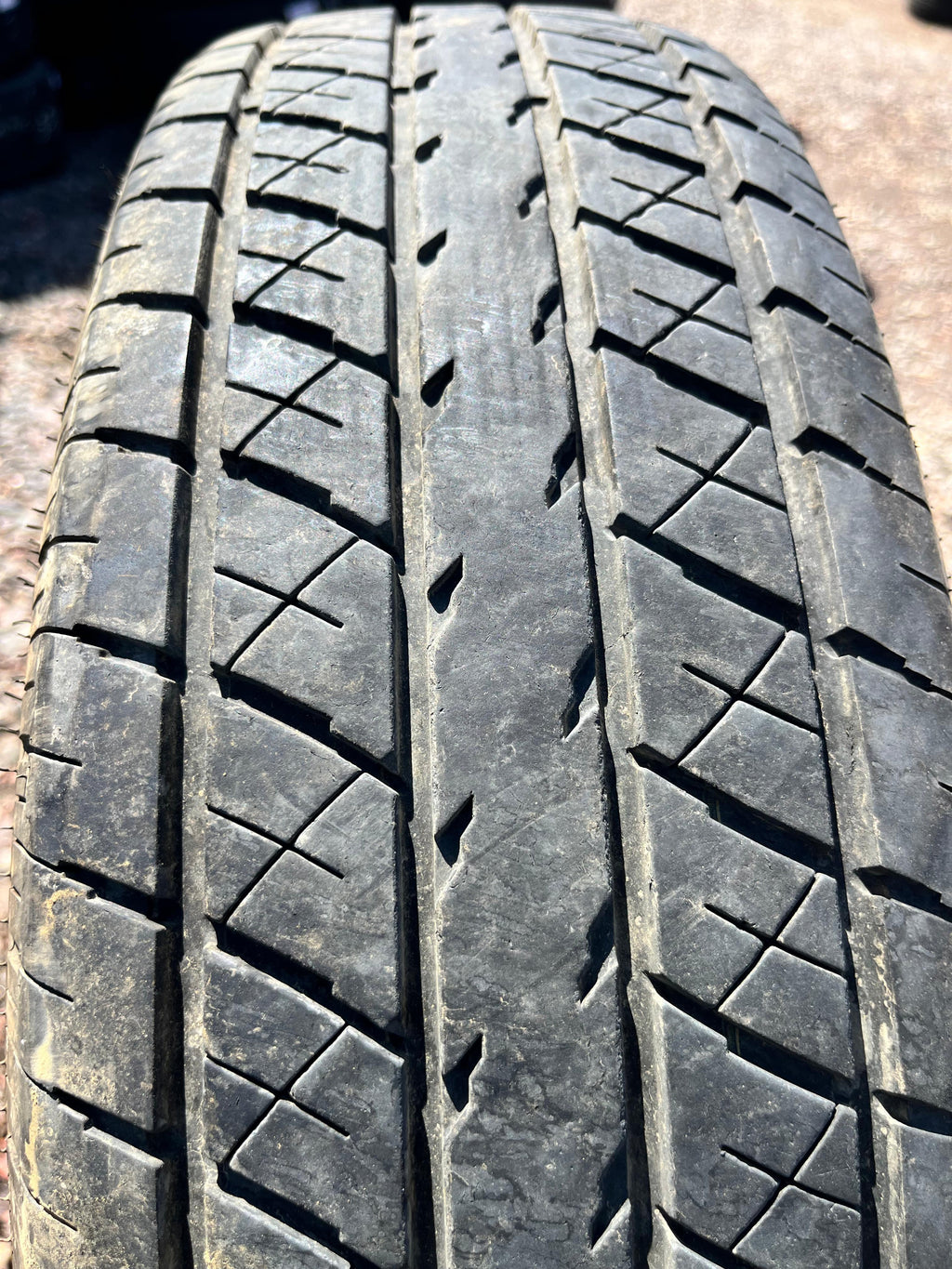 ST225/75R15 Single (1 Used Tire) Rainier (ST)