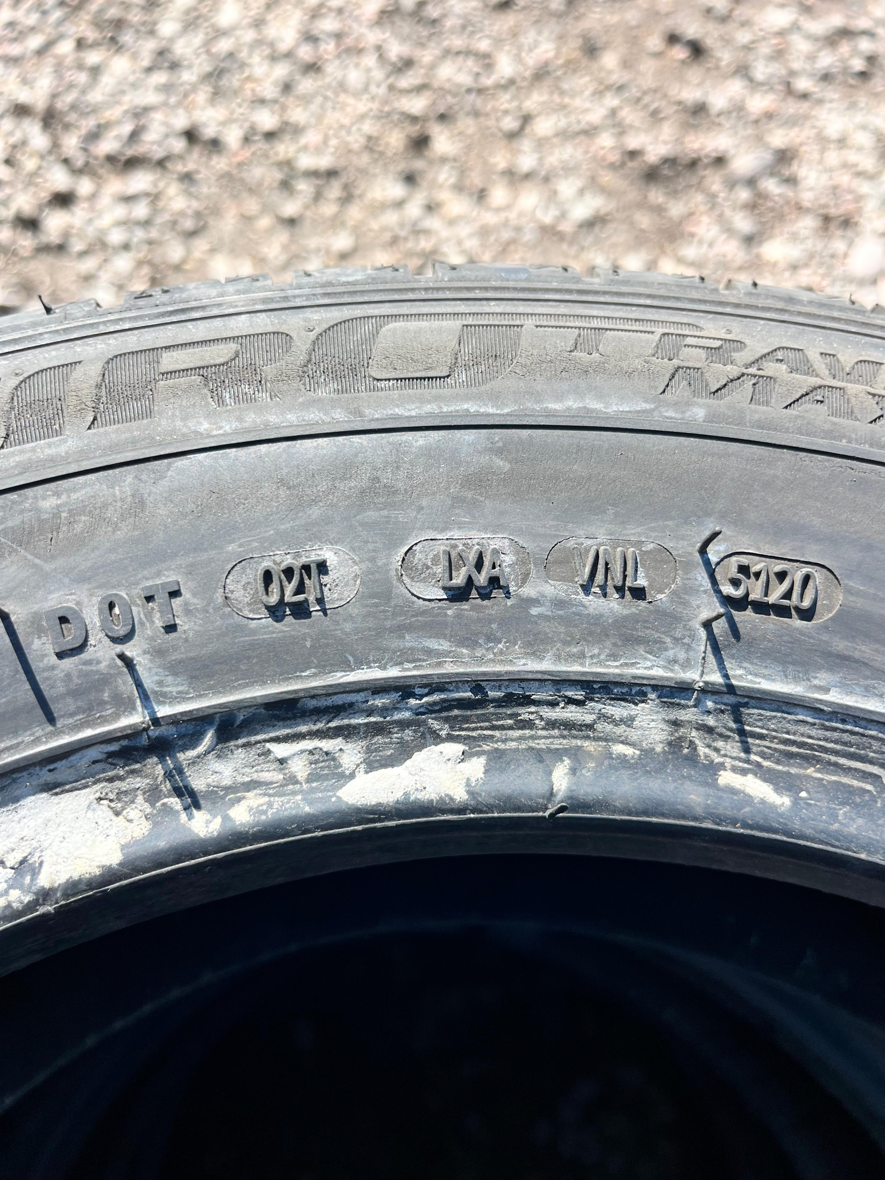 185/65R15 Single (1 Used Tire) Saffiro Travel Max