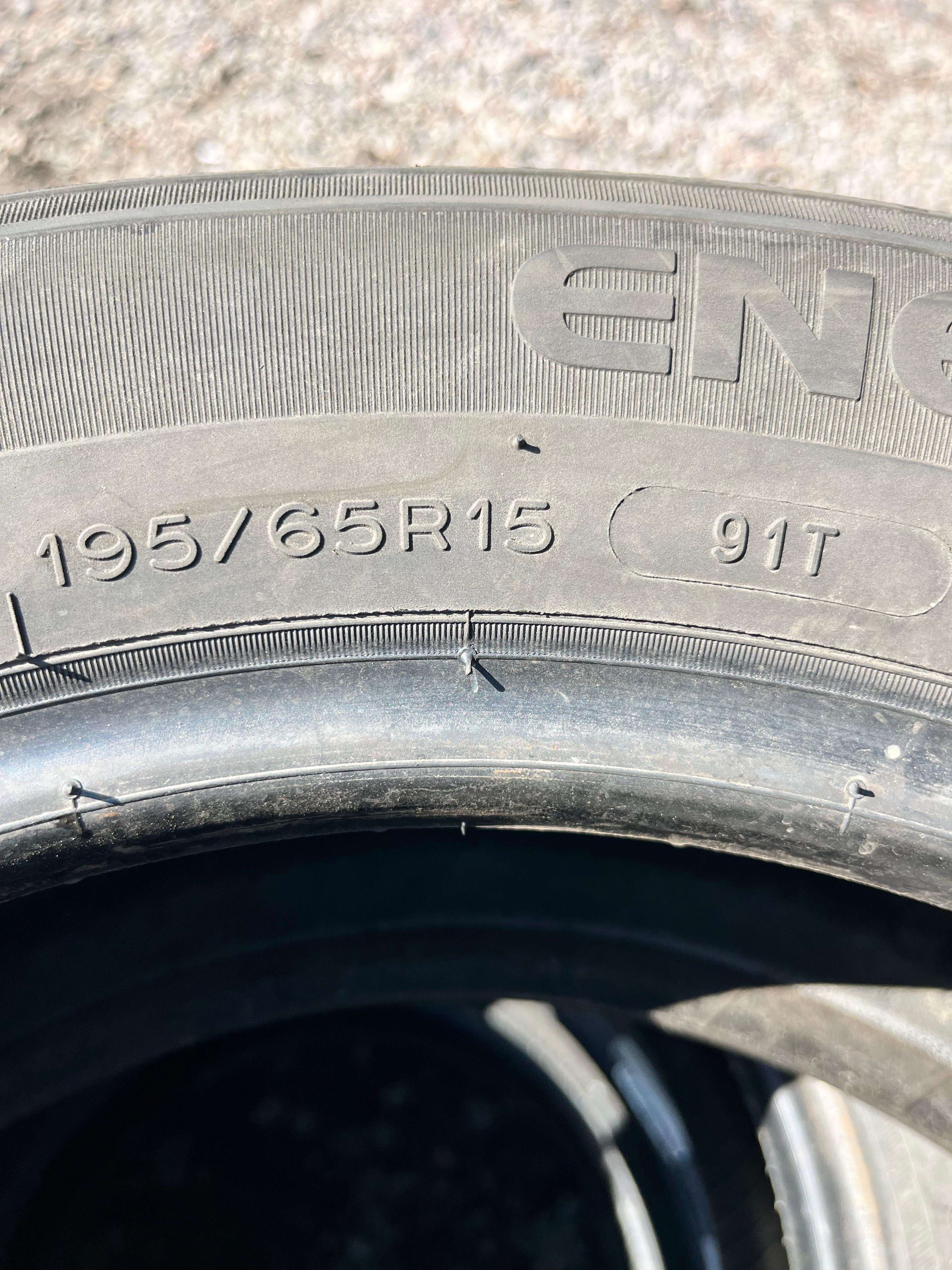 195/65R15 Single (1 Used Tire) Michelin Energy Saver