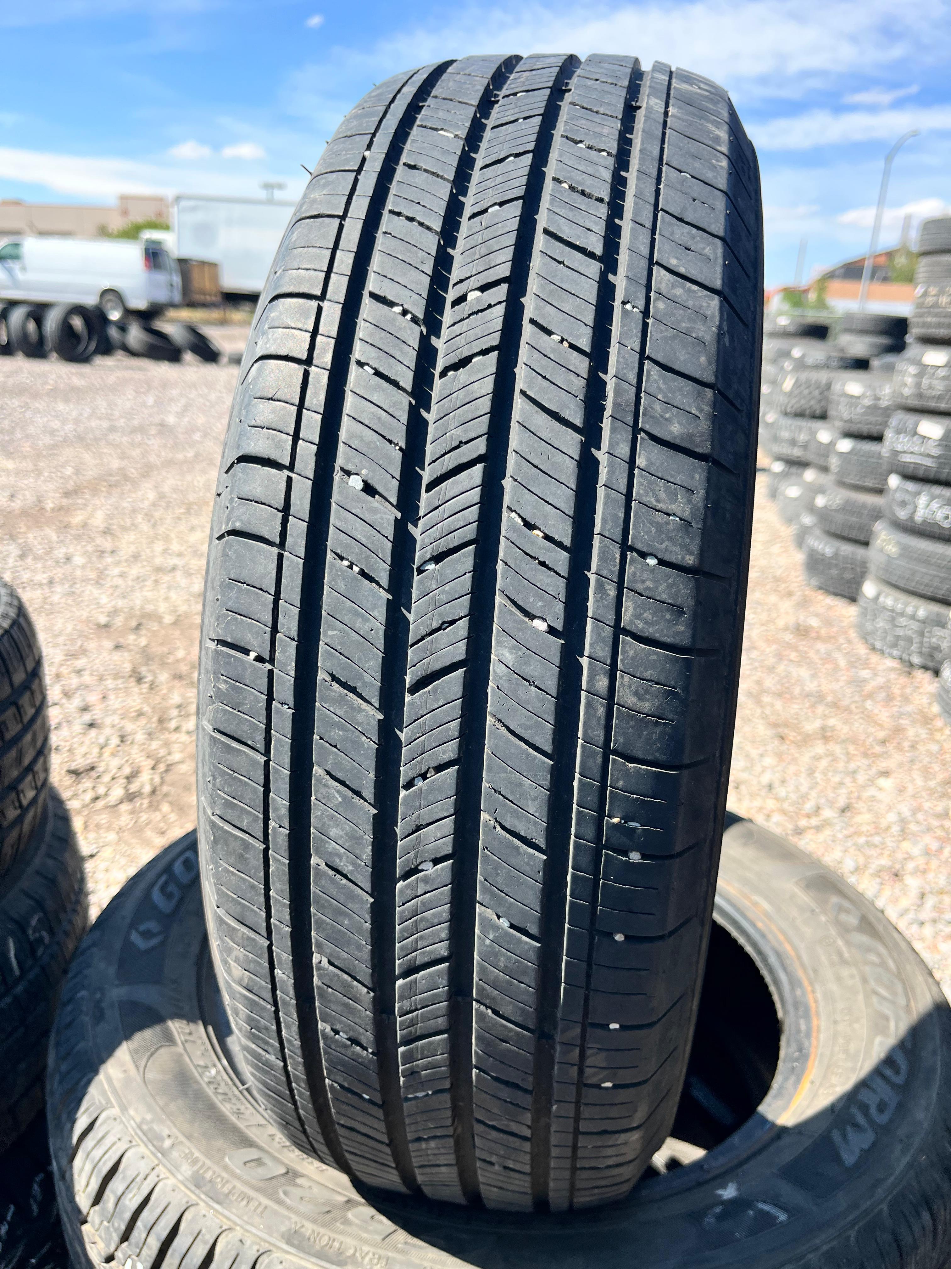 195/65R15 Single (1 Used Tire) Michelin Energy Saver