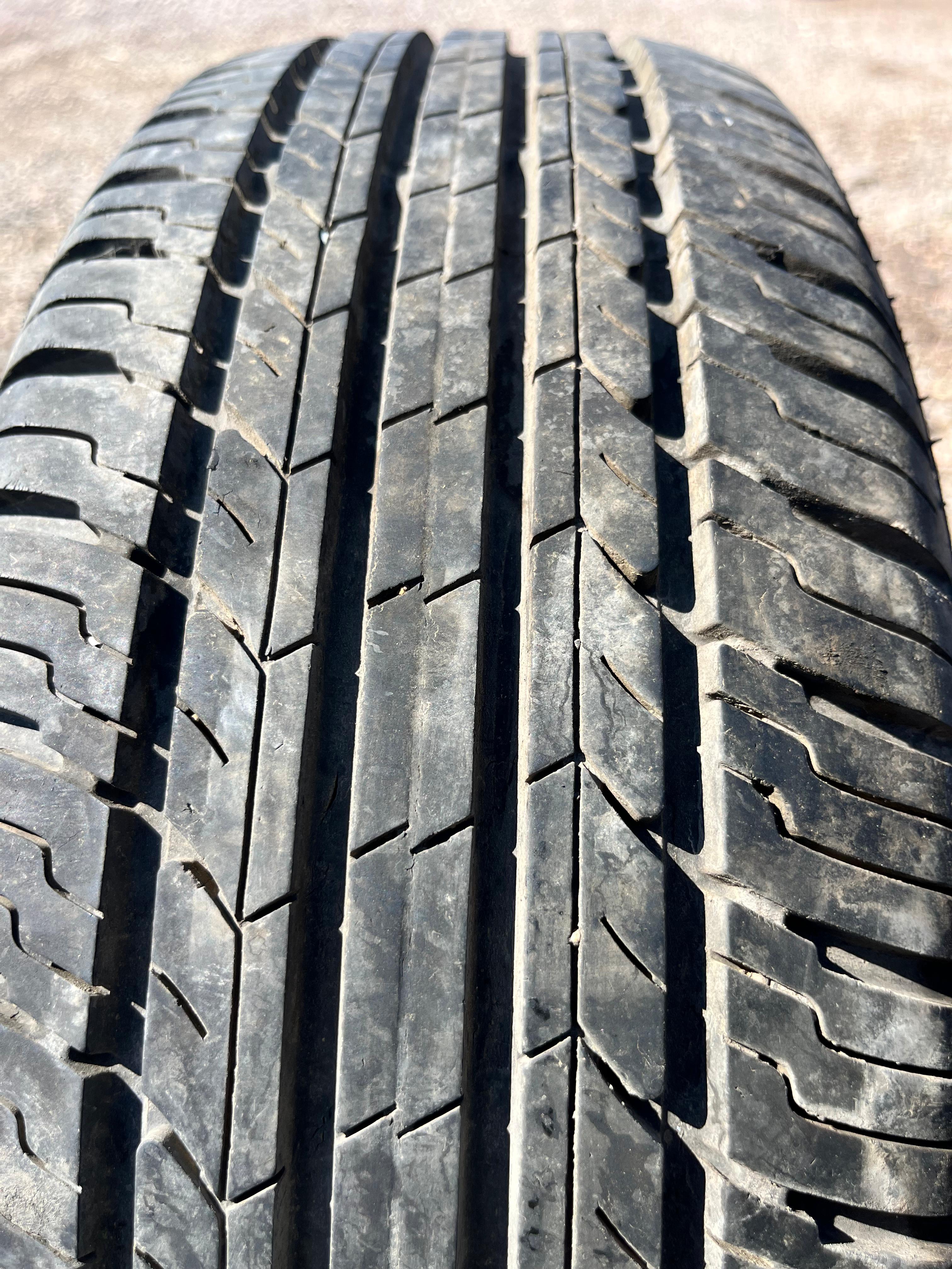 185/65R15 Single (1 Used Tire) Goform Goform G520