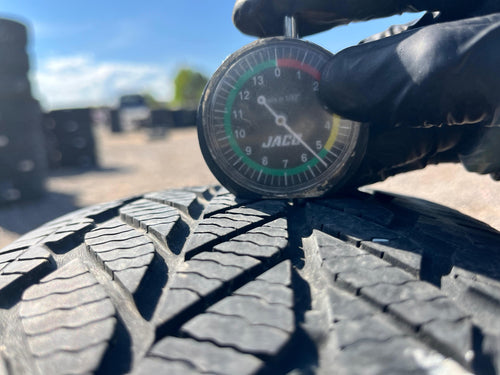 195/65R15 Single (1 Used Tire) Bridgstone WeatherPeak