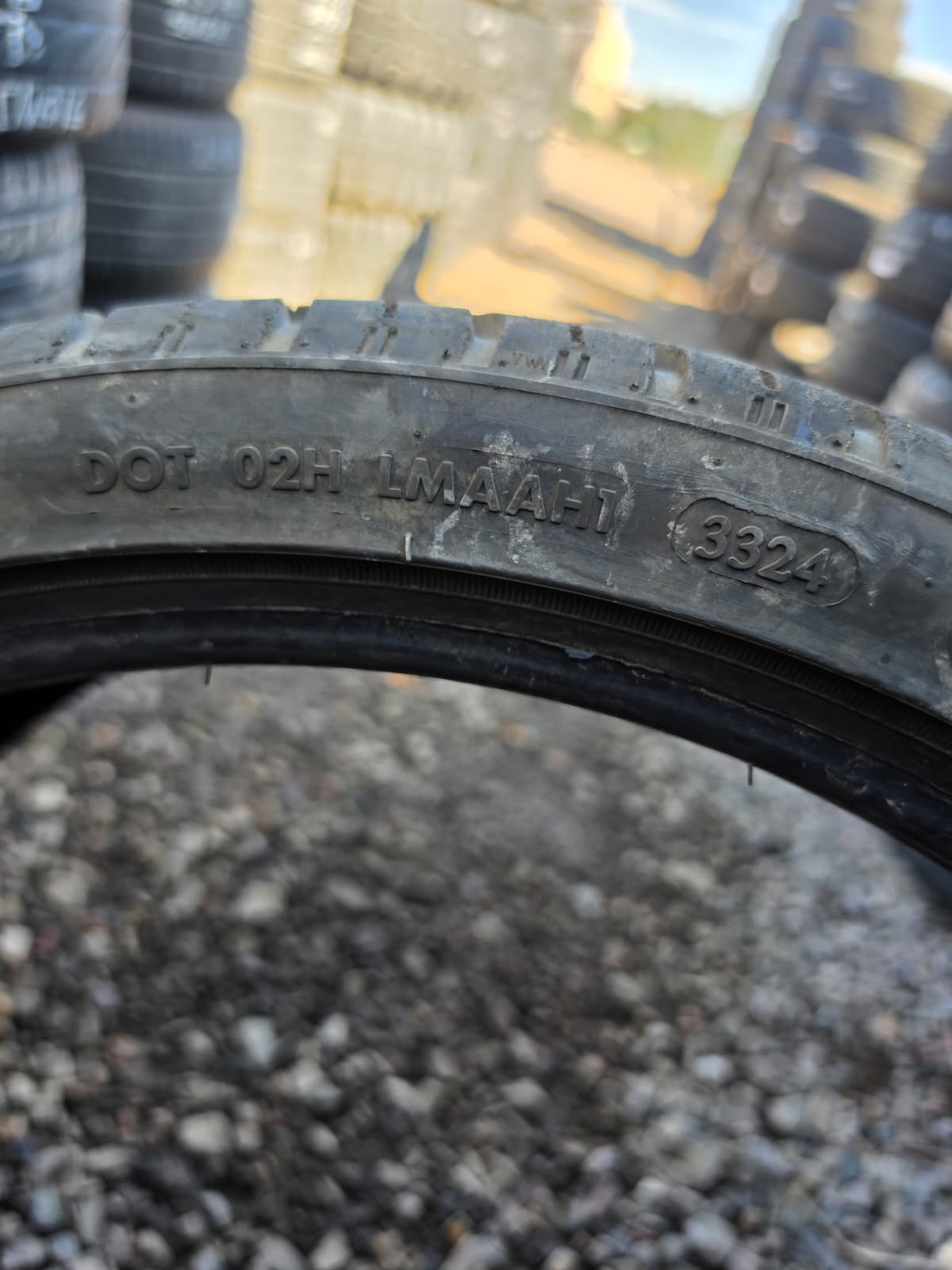 225/35ZR20 Single (1 Used Tire) VersaTyre CRX400p