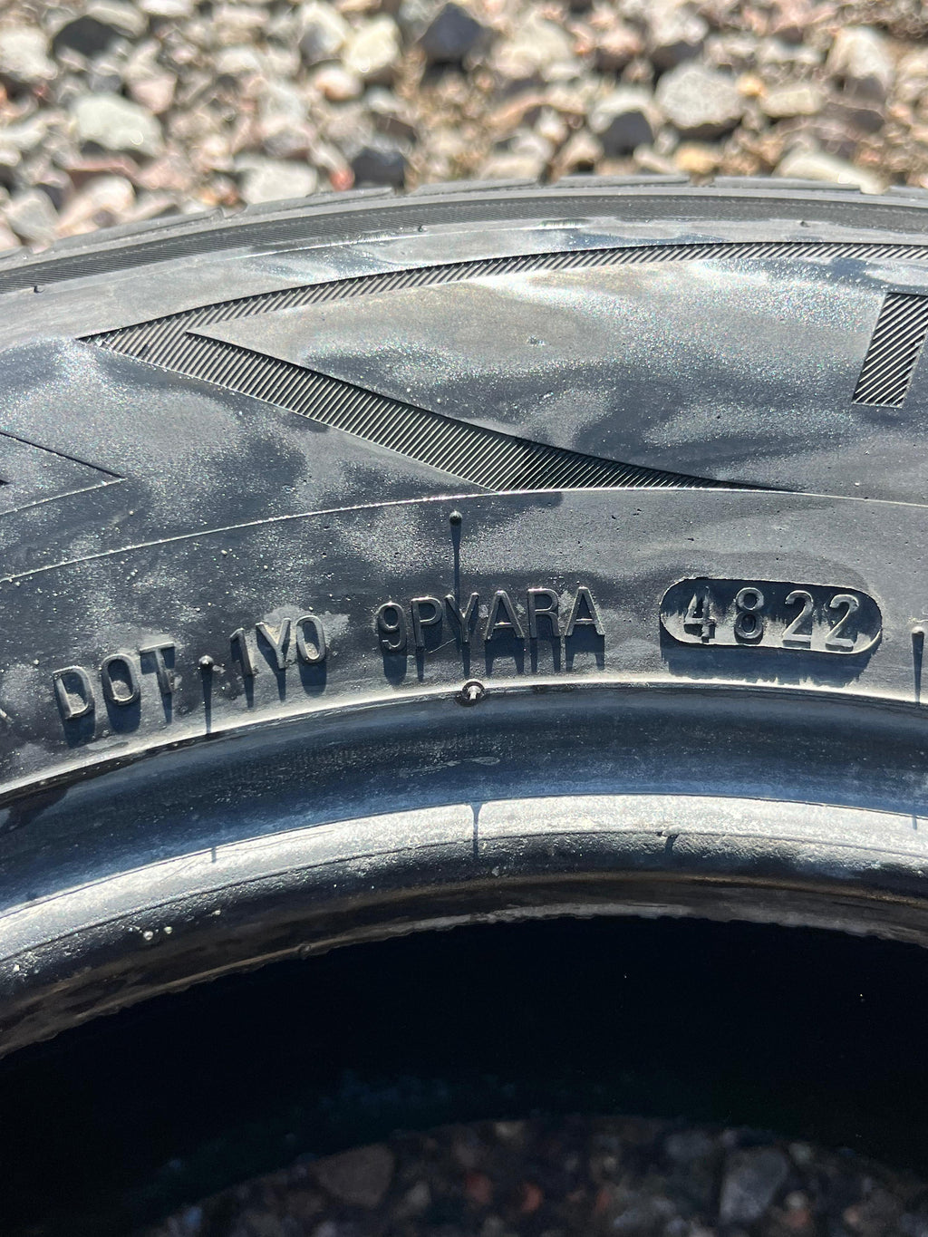195/65R15 Single (1 Used Tire) Road Hugger Road Hugger (GTP AS/02)