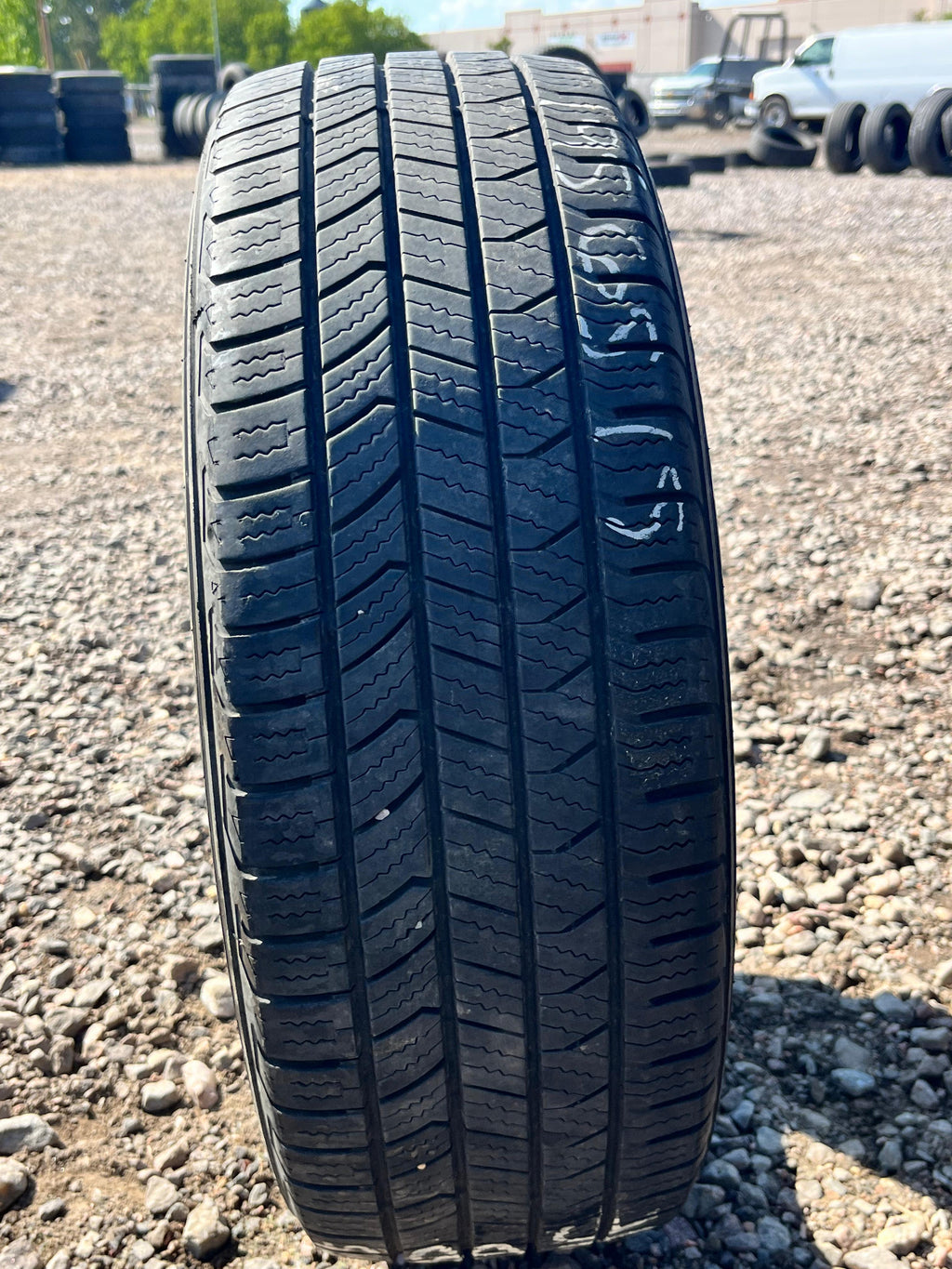 195/65R15 Single (1 Used Tire) Road Hugger Road Hugger (GTP AS/02)