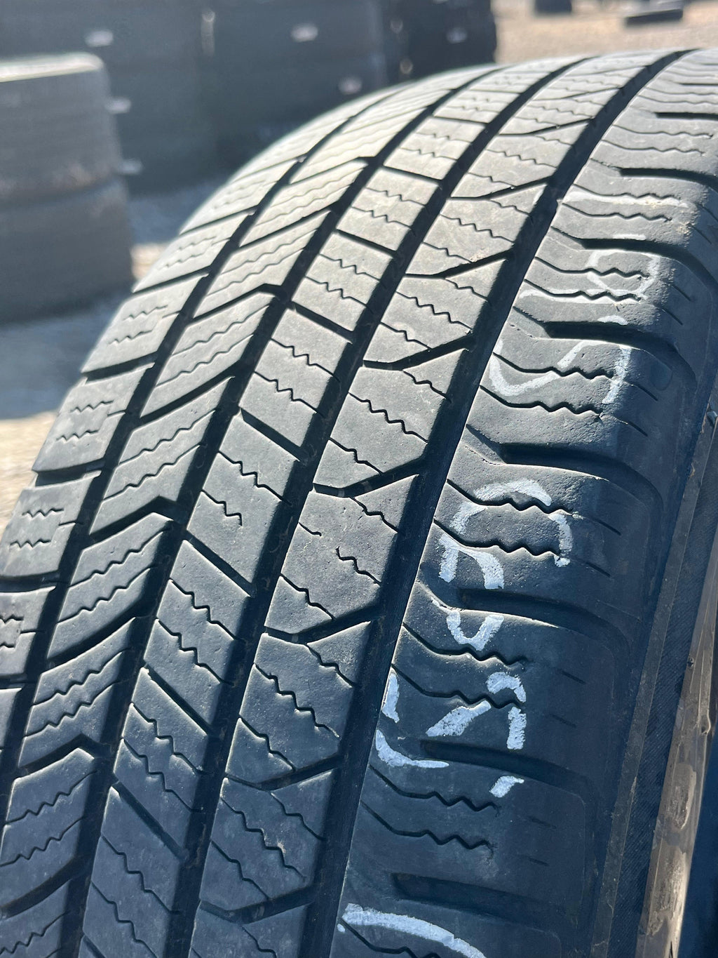 195/65R15 Single (1 Used Tire) Road Hugger Road Hugger (GTP AS/02)