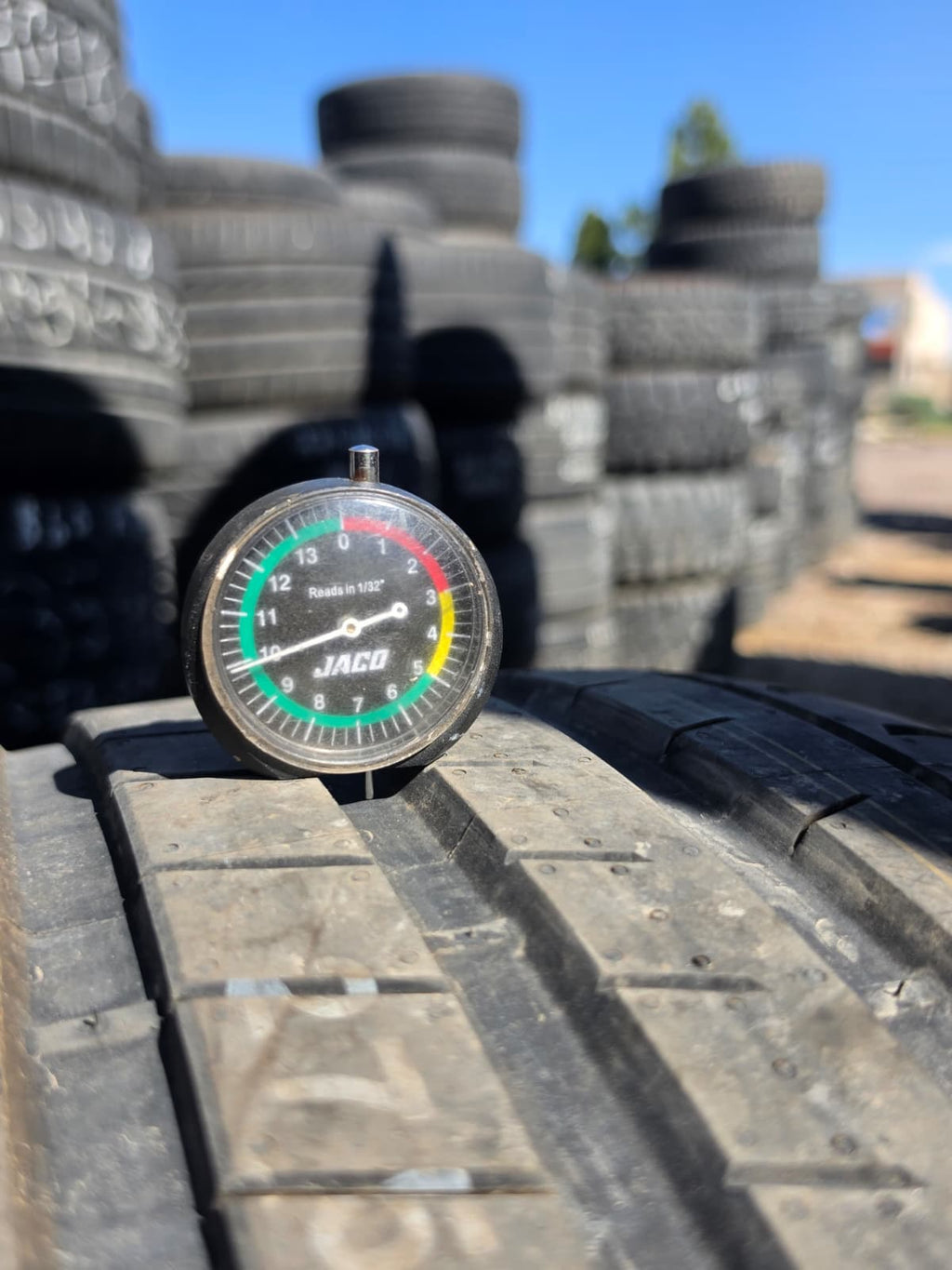 275/40ZR20 Single (1 Used Tire) Kumho Ecsta PS91