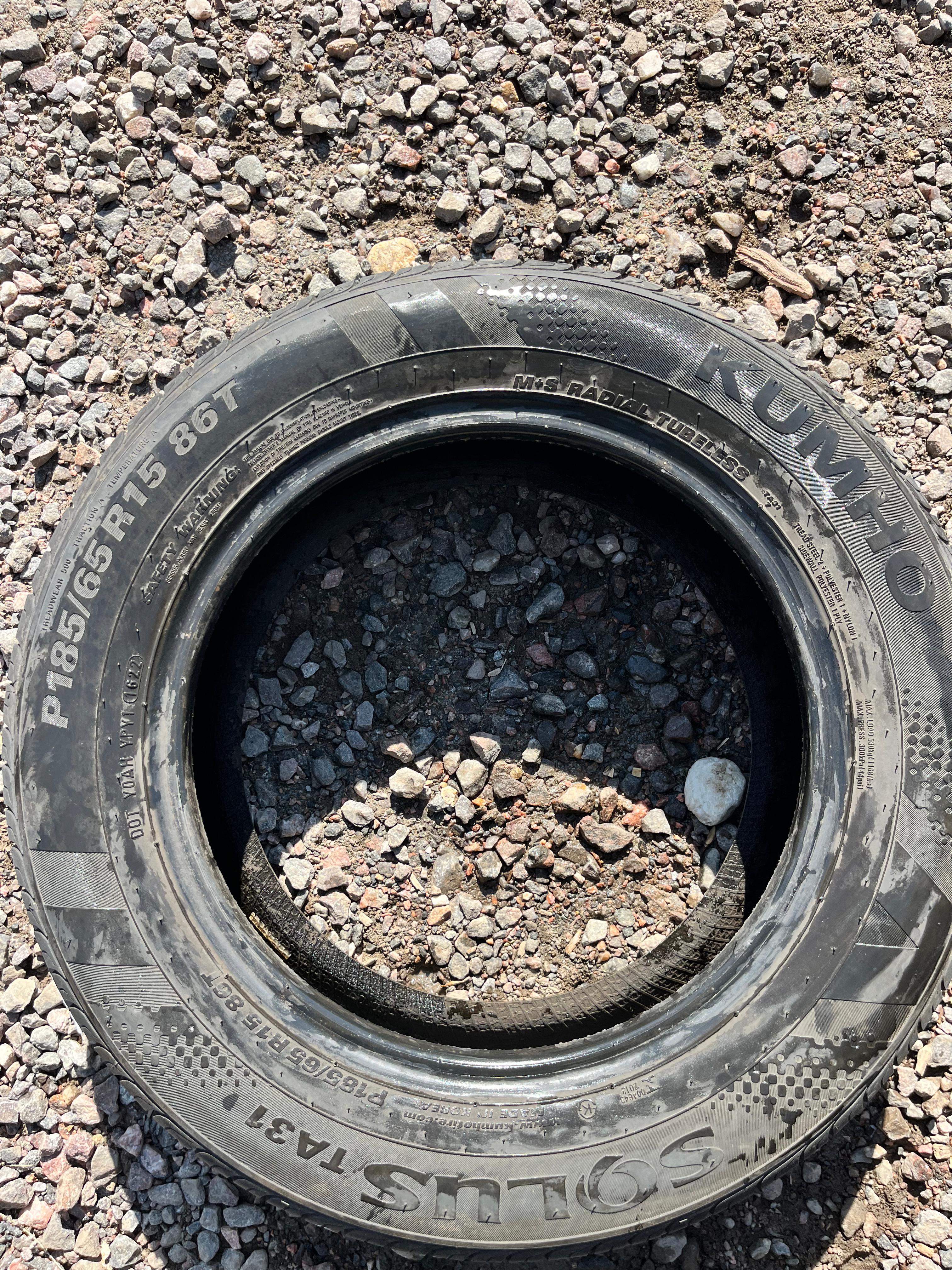 185/65R15 Single (1 Used Tire) Kumho Solus Ta (31)