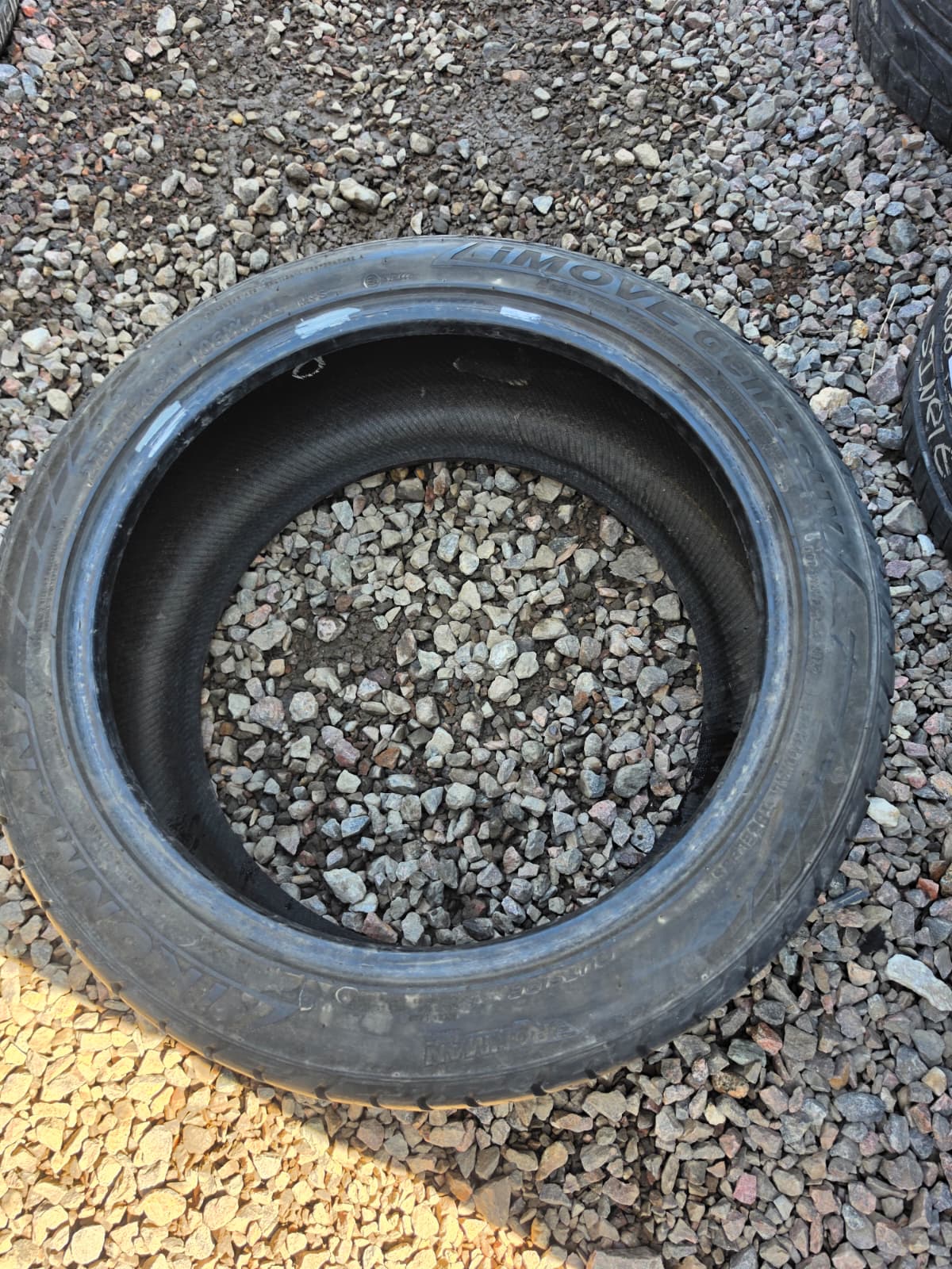 275/40ZR20 Single (1 Used Tire) IronMan imove Gen2