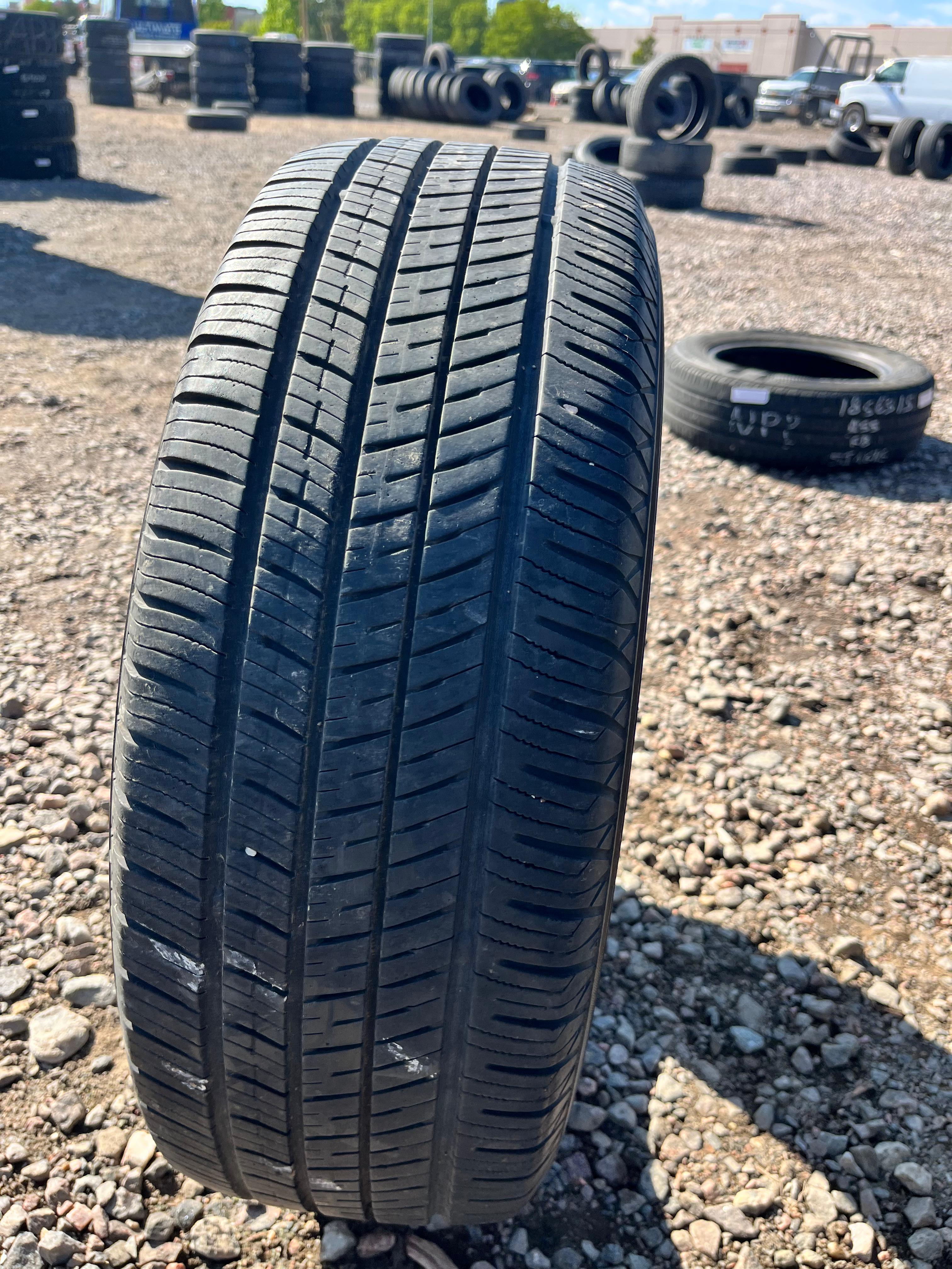 205/65R15 Single (1 Used Tire) Yokohama Avid Ascend GT