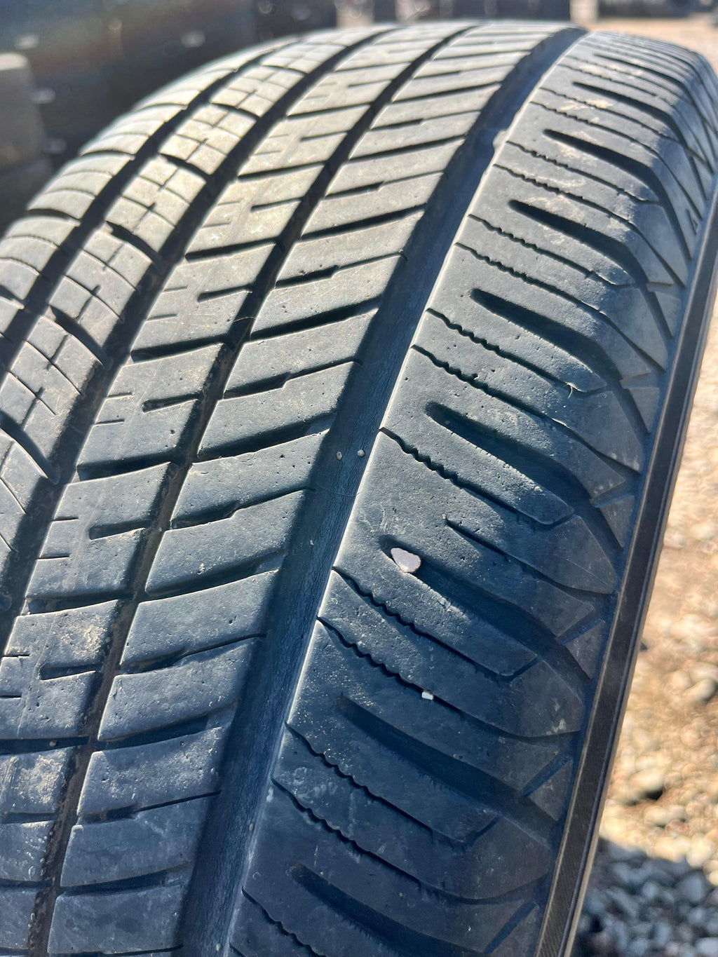 205/65R15 Single (1 Used Tire) Yokohama Avid Ascend GT