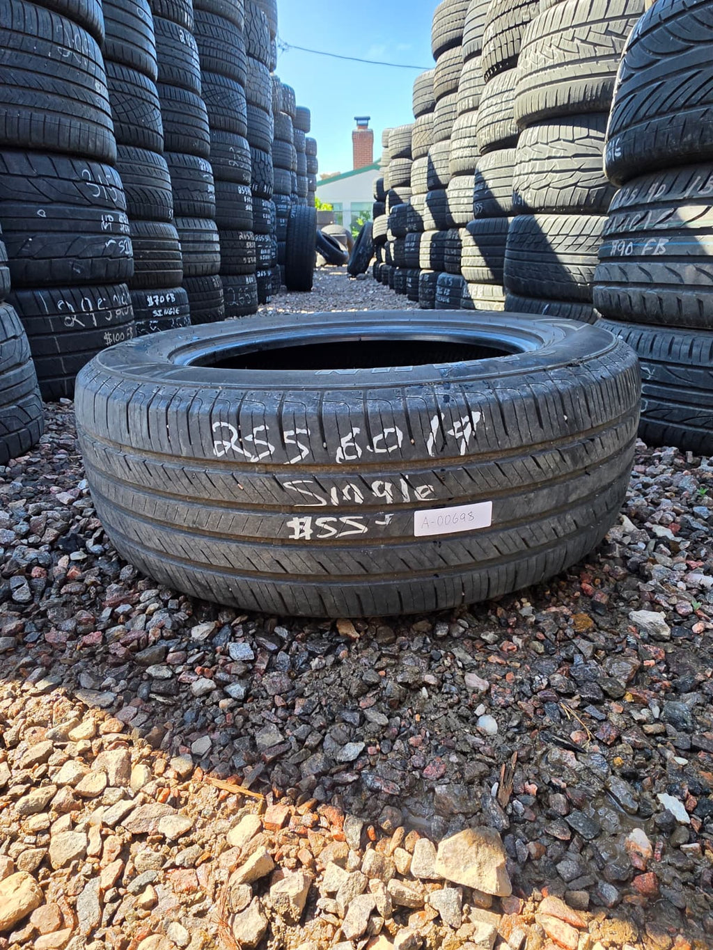 255/60R19 Single (1 Used Tire) Sailun Inspire