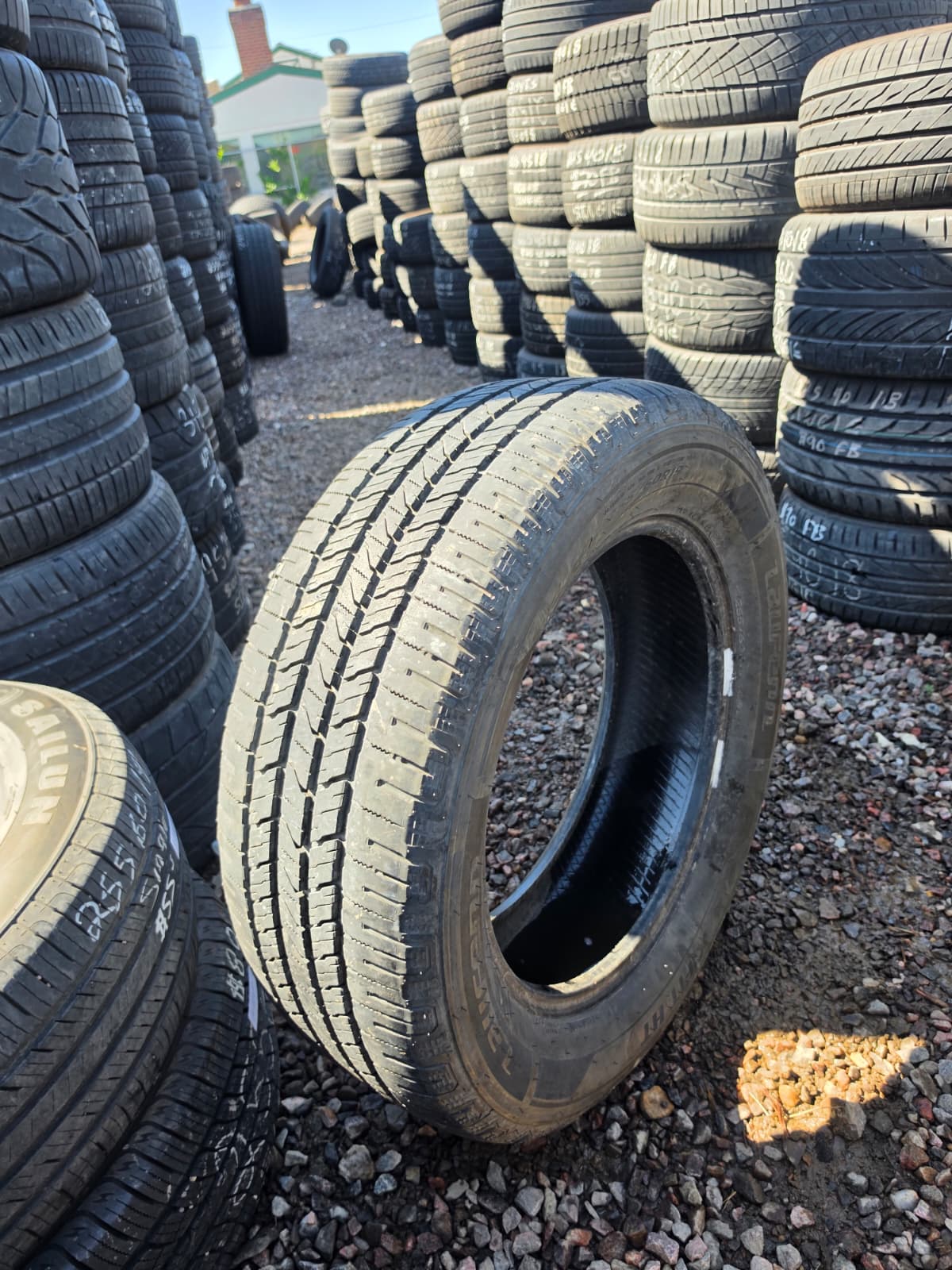 255/60R19 Single (1 Used Tire) Laufenn X Fit HT