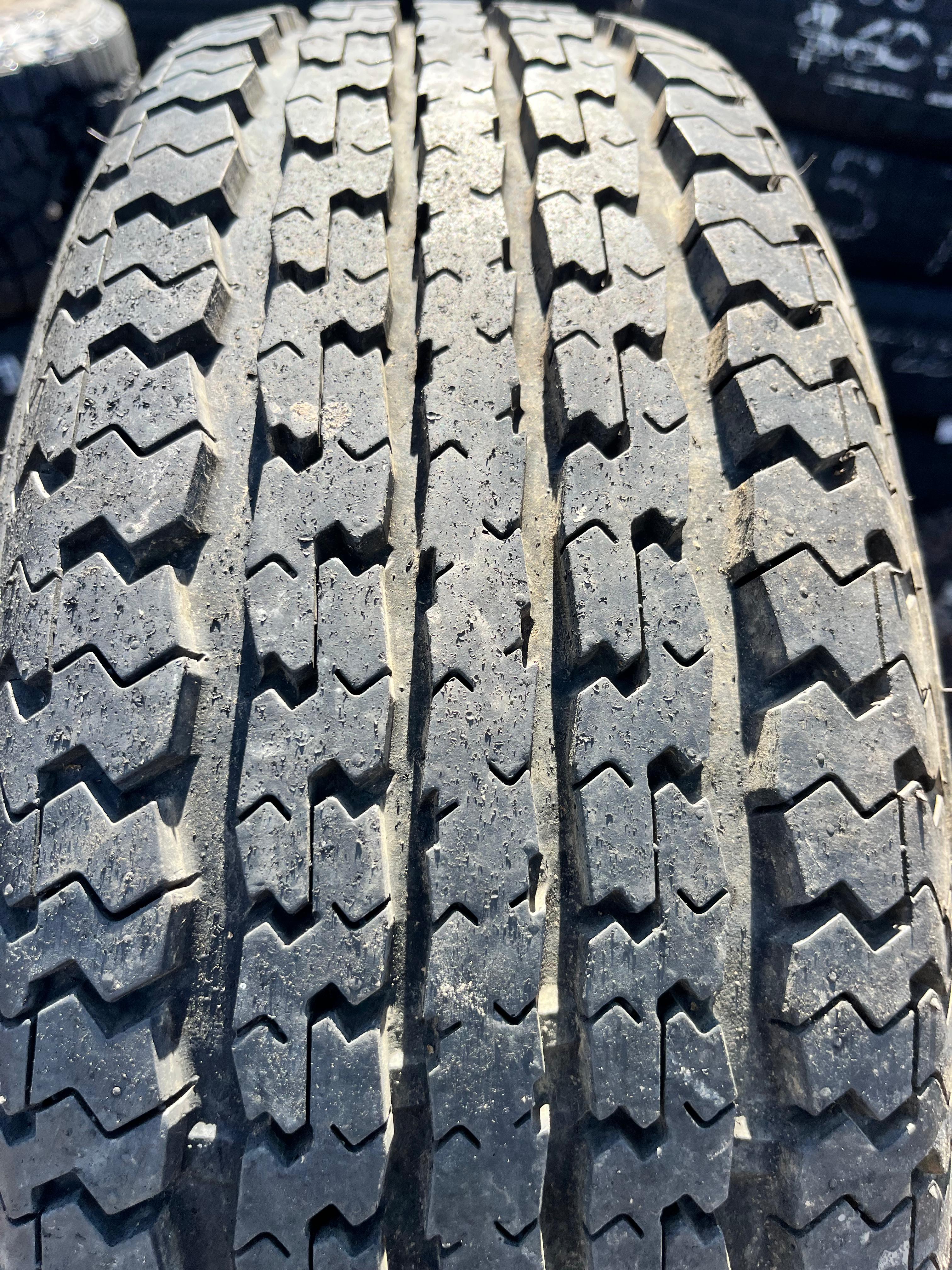 ST215/75R14 Single (1 Used Tire) Power King TowMax