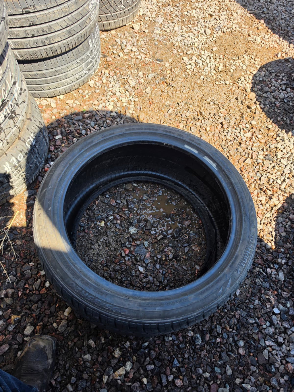 295/35ZR20 Single (1 Used Tire) LionHart LH-FIVE