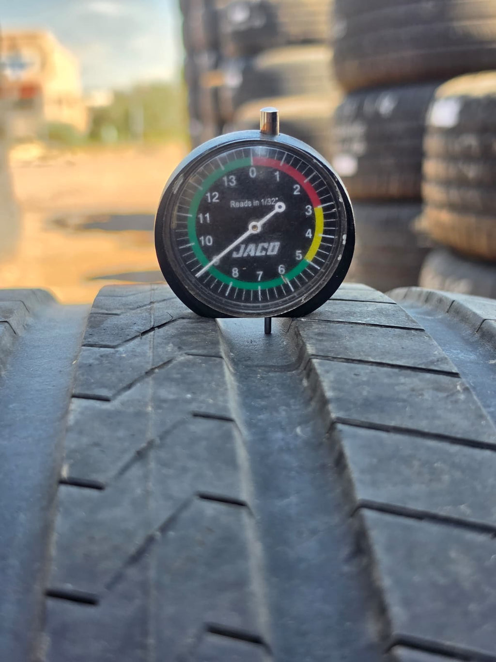 285/30ZR20 Single (1 Used Tire) Falken Azenis