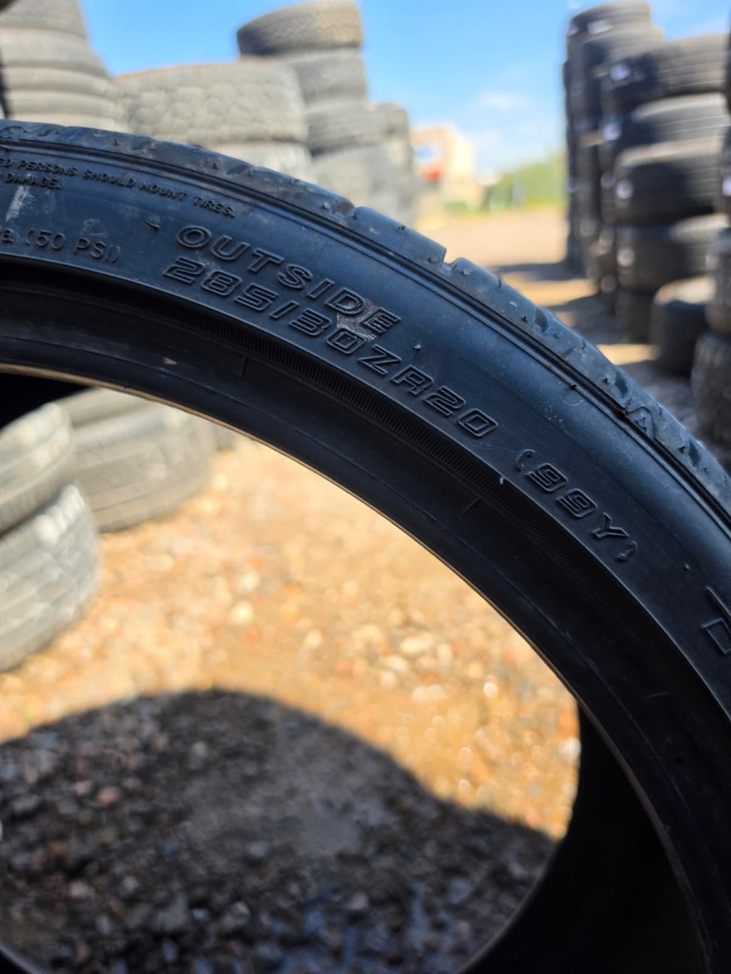 285/30ZR20 Single (1 Used Tire) Falken Azenis