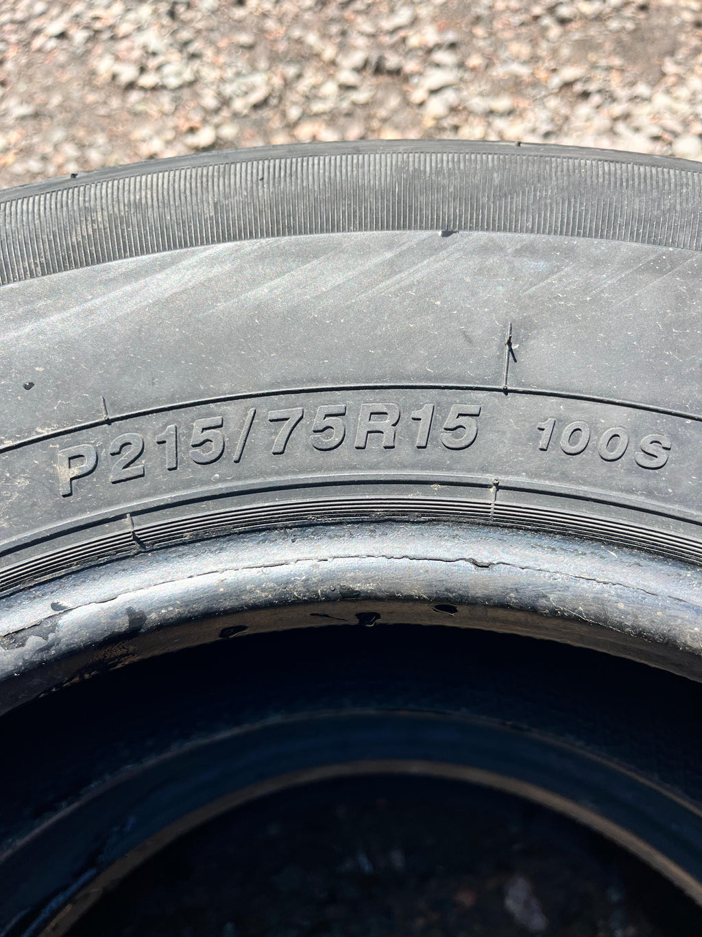 215/75R15 Single (1 Used Tire) Custom 428 All Season