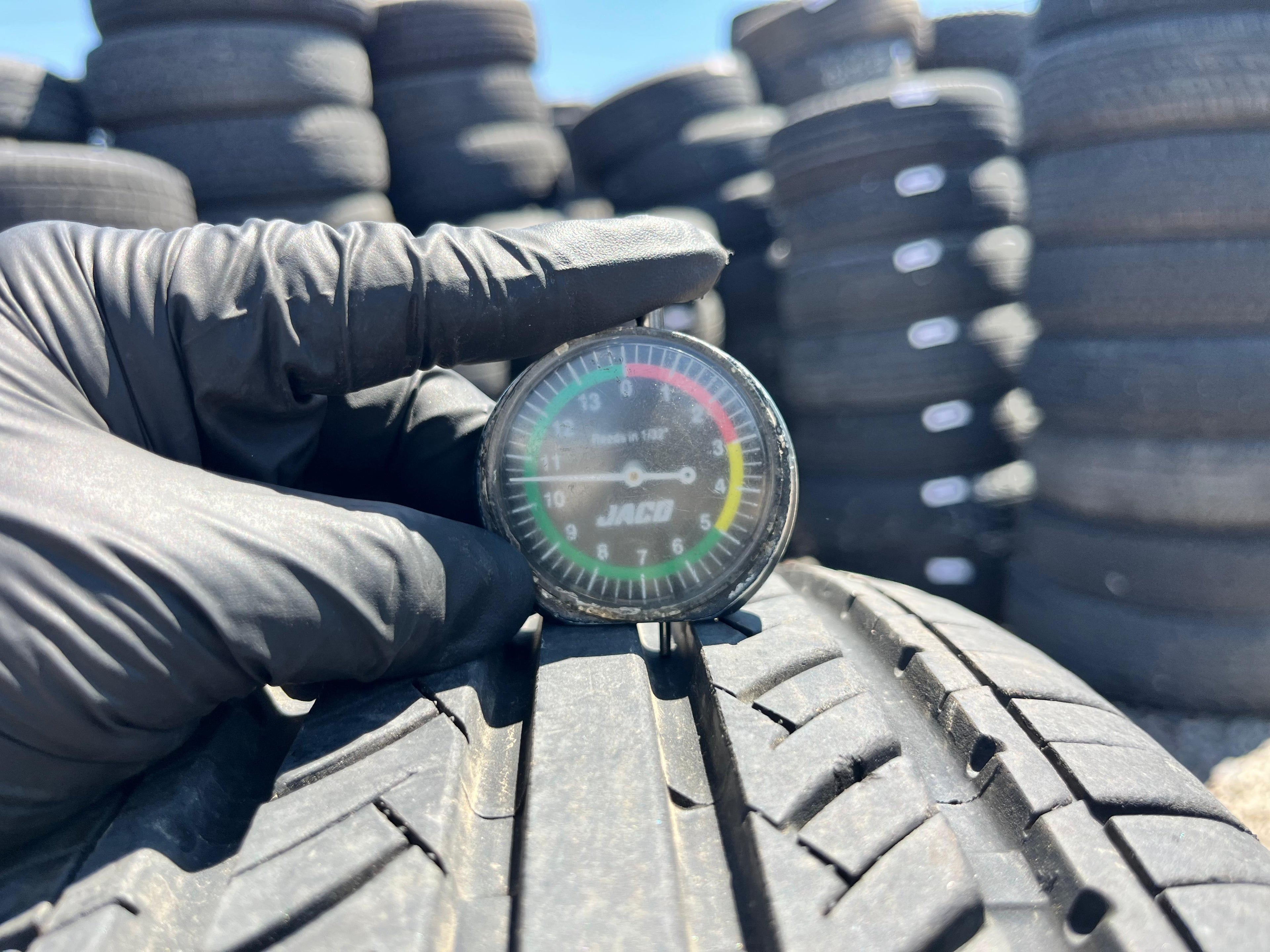 215/70R15 Single (Used Tire) Advanta ER-700