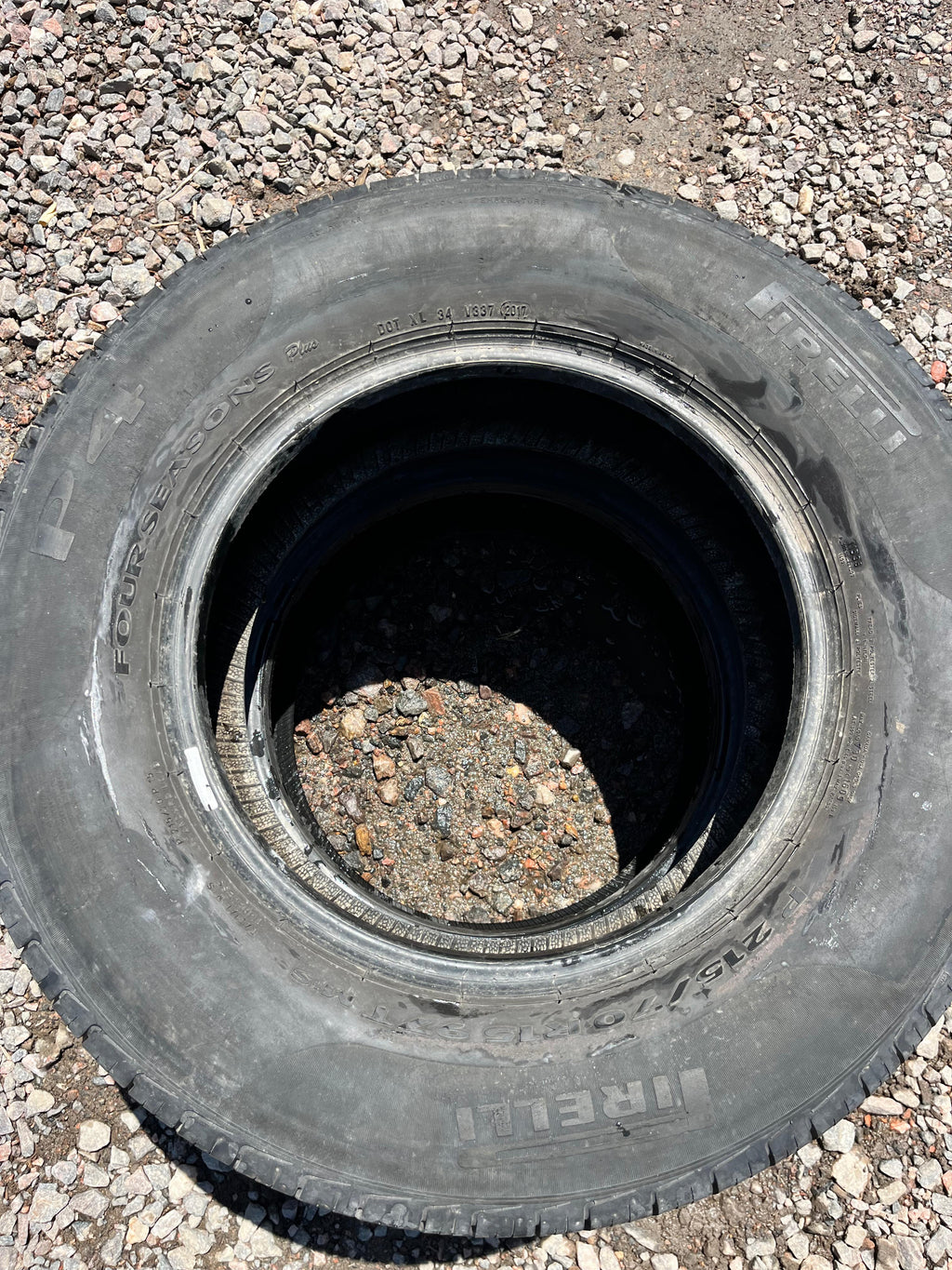 215/70R15 Single (1 Used Tire) Pirelli P4 Four Season Plus