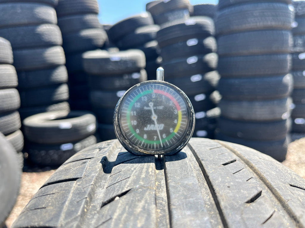 205/70R15 Single (1 Used Tire) BlackLion Cilerro (BH15)