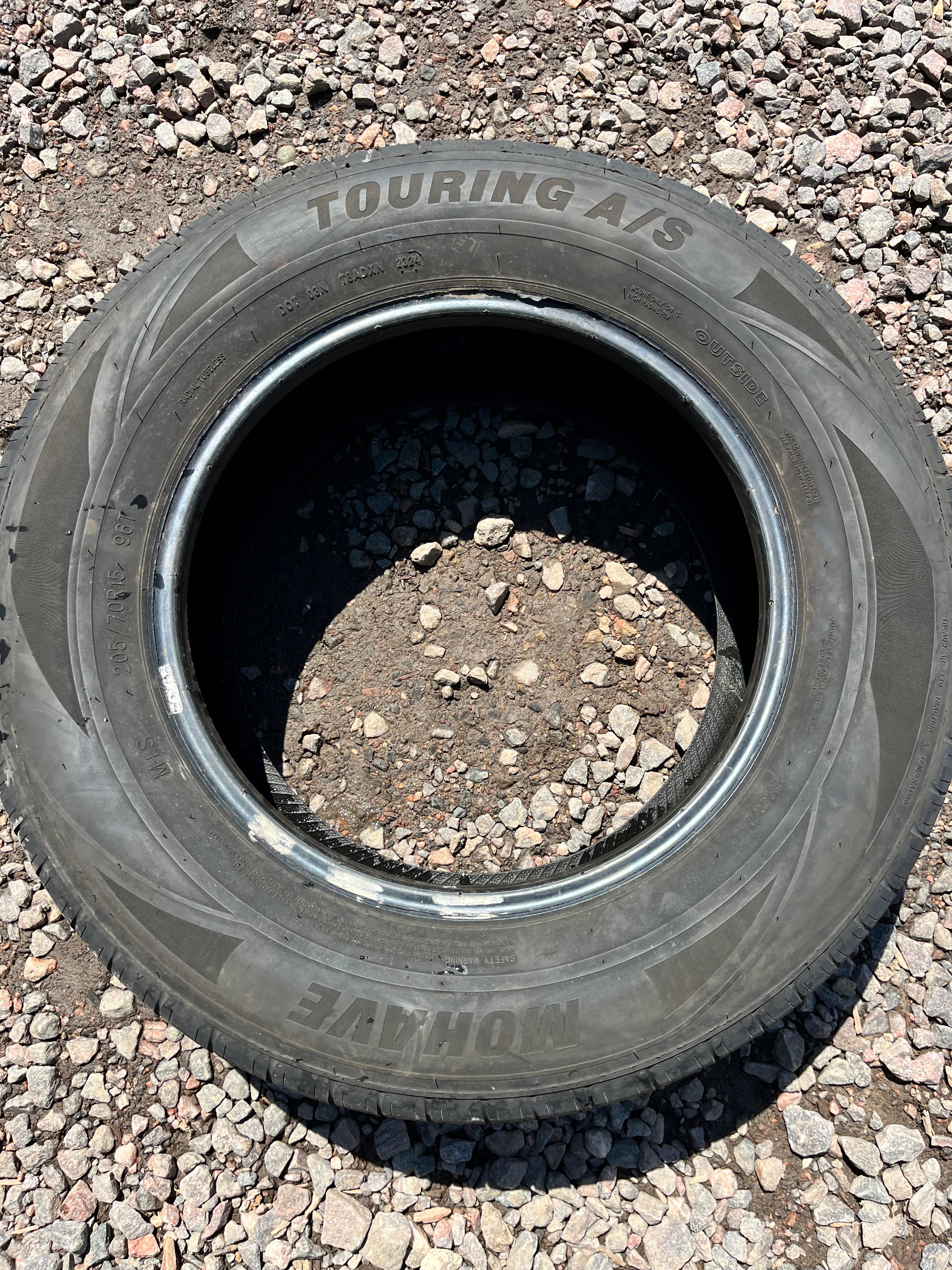 205/70R15 Single (1 Used Tire) Mohave Touring