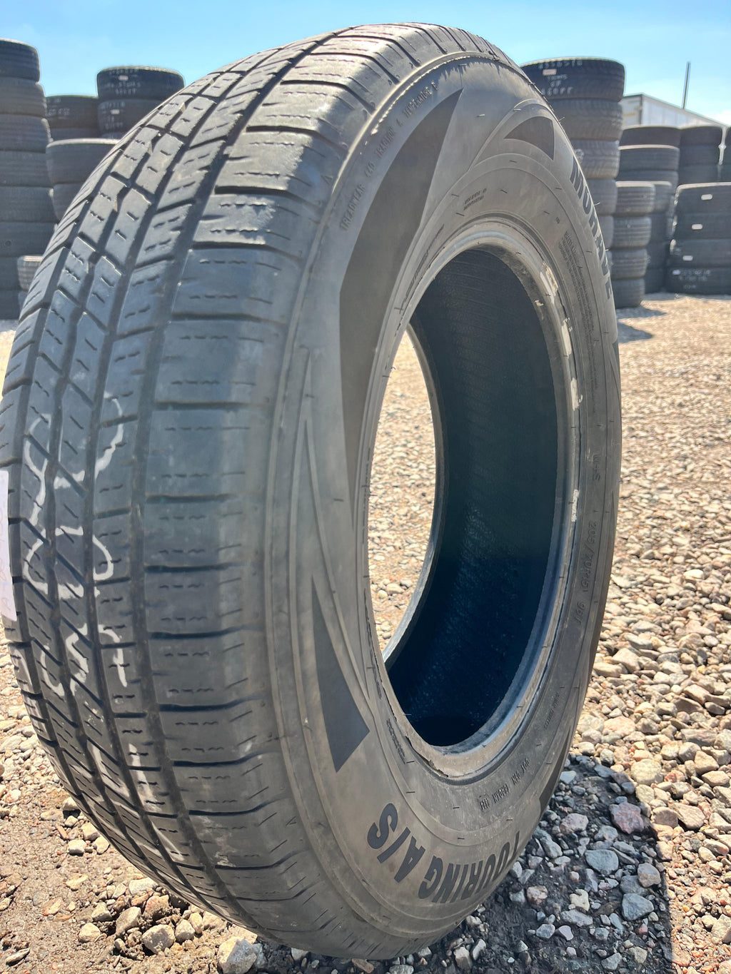 205/70R15 Single (1 Used Tire) Mohave Touring