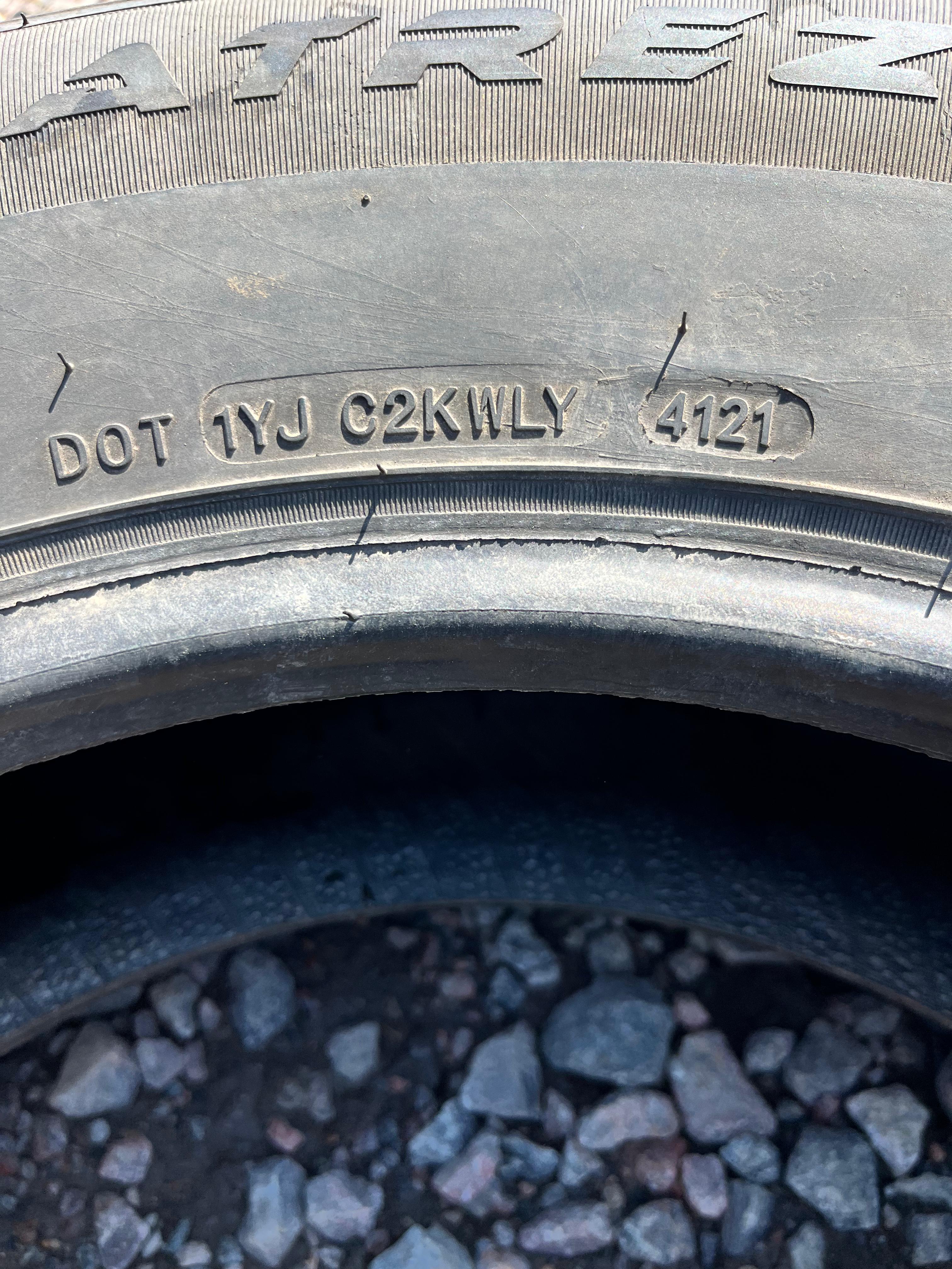 215/70R15 Single (1 Used Tire) Sailun Atrezzo (SH406)
