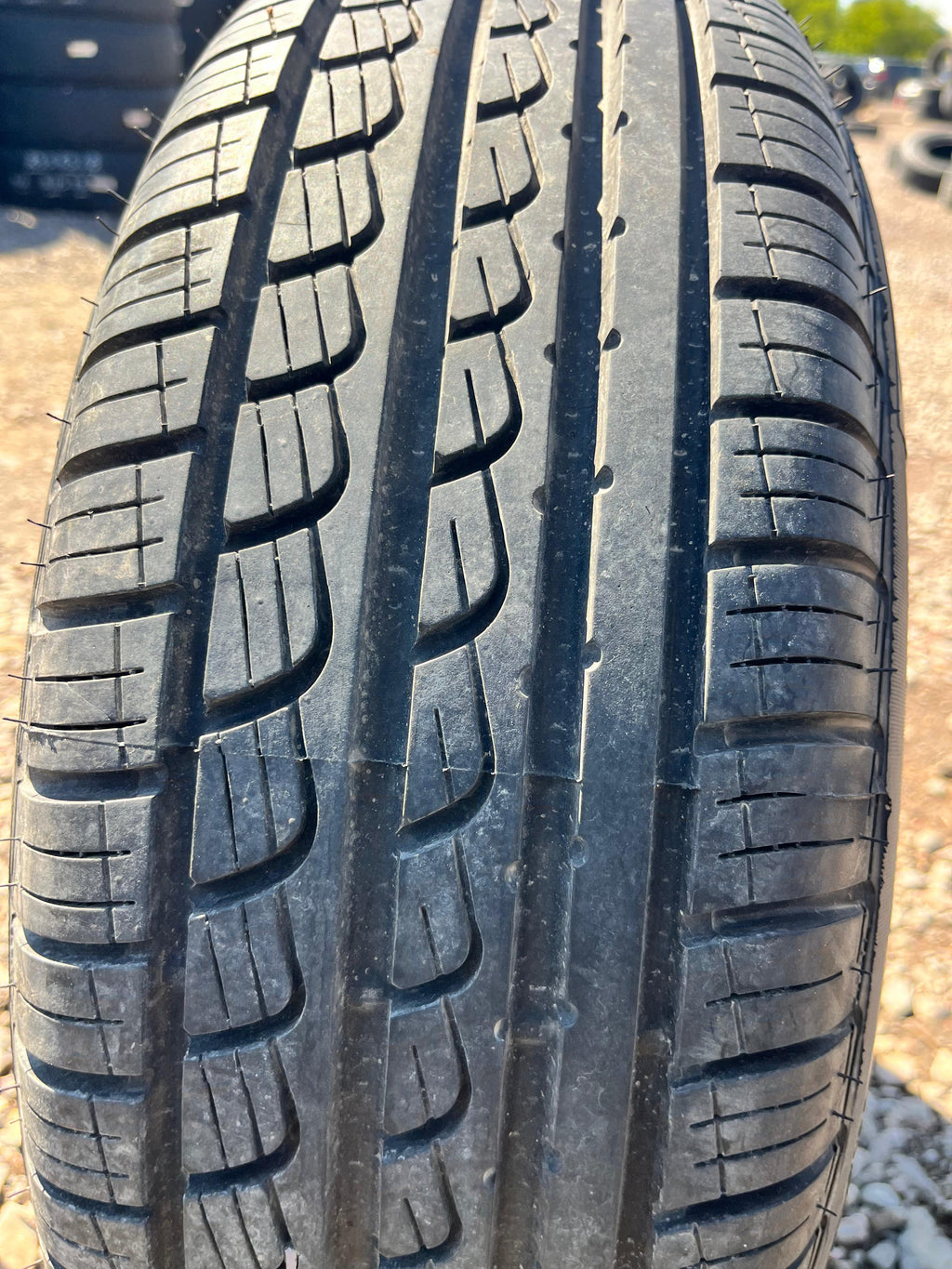 195/65R15 Single (1 Used Tire) Pirelli P7