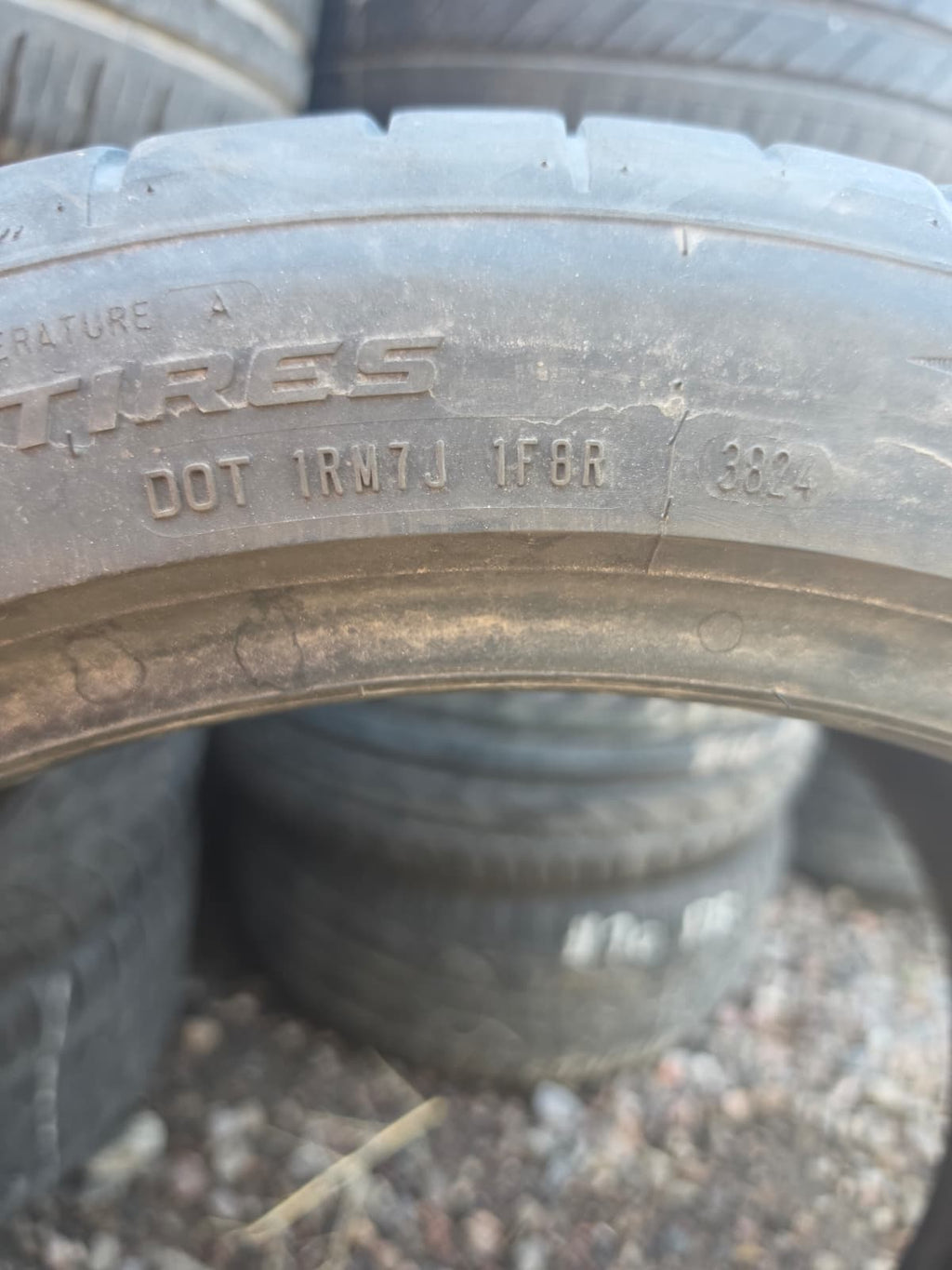 305/35R20 Single (1 Used Tire) Cooper Zeon RS3-G1