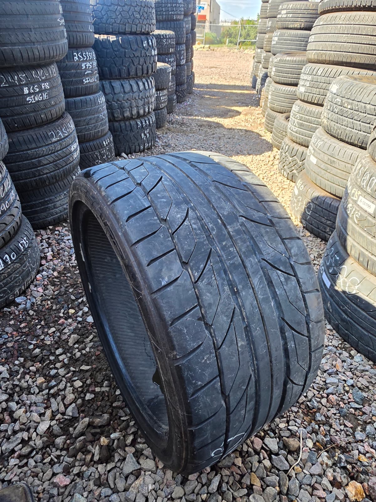 295/30ZR20 Single (1 Used Tire) Nitto NT555 G2