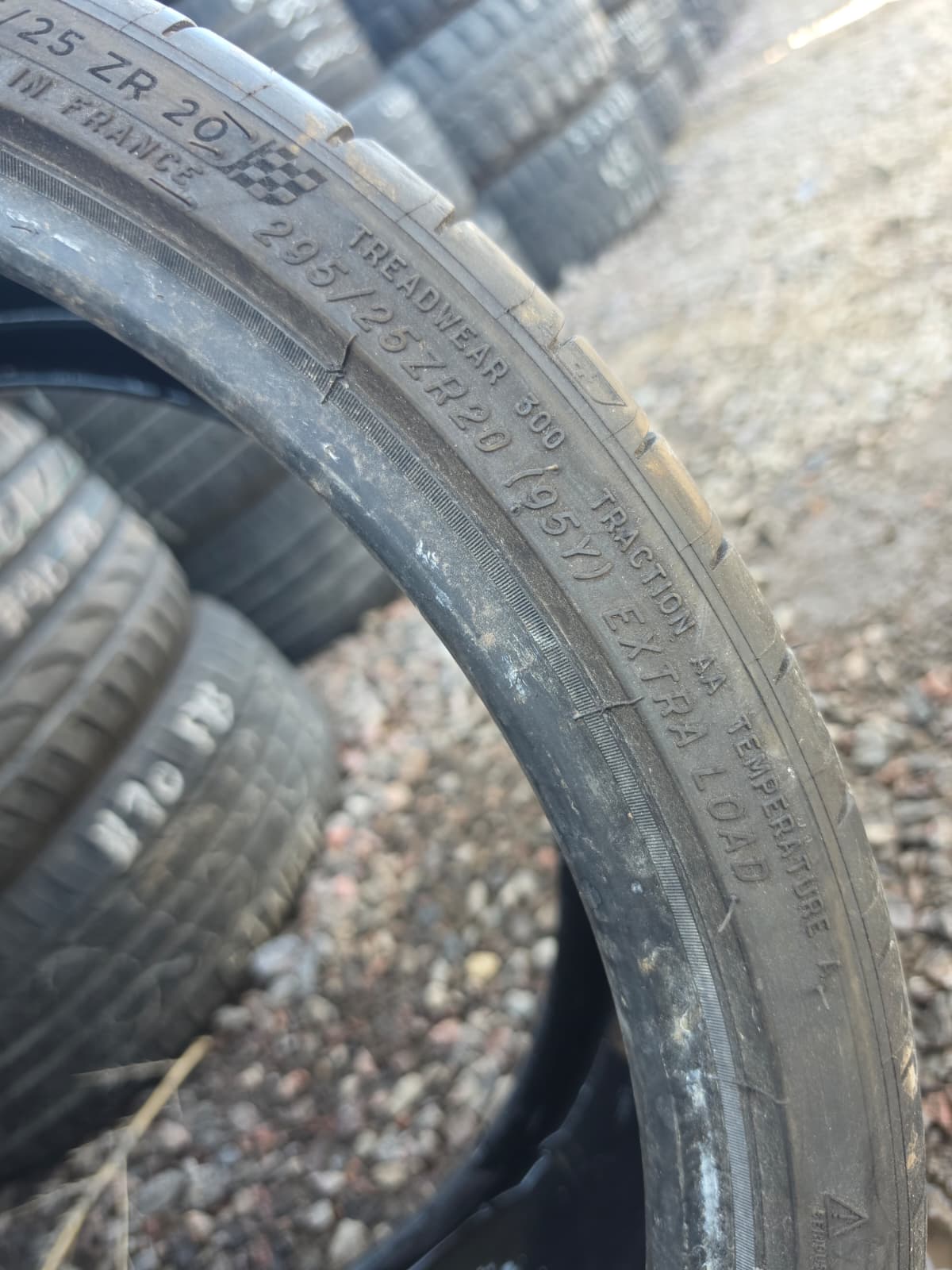 295/25ZR20 Single (1 Used Tire) Michelin Pilot Sport 4S