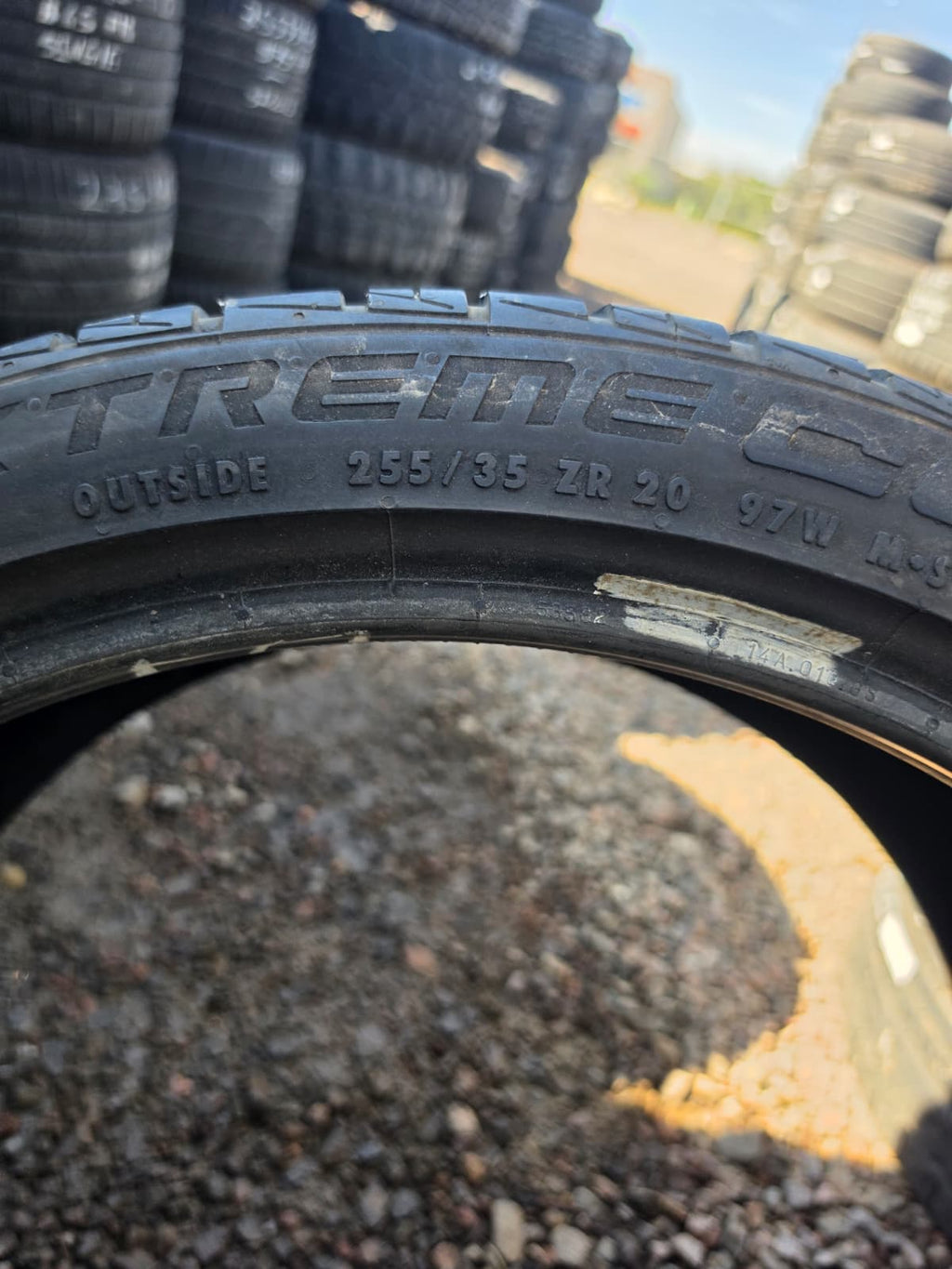 255/35ZR20 Single (1 Used Tire) Continental ExtremContact